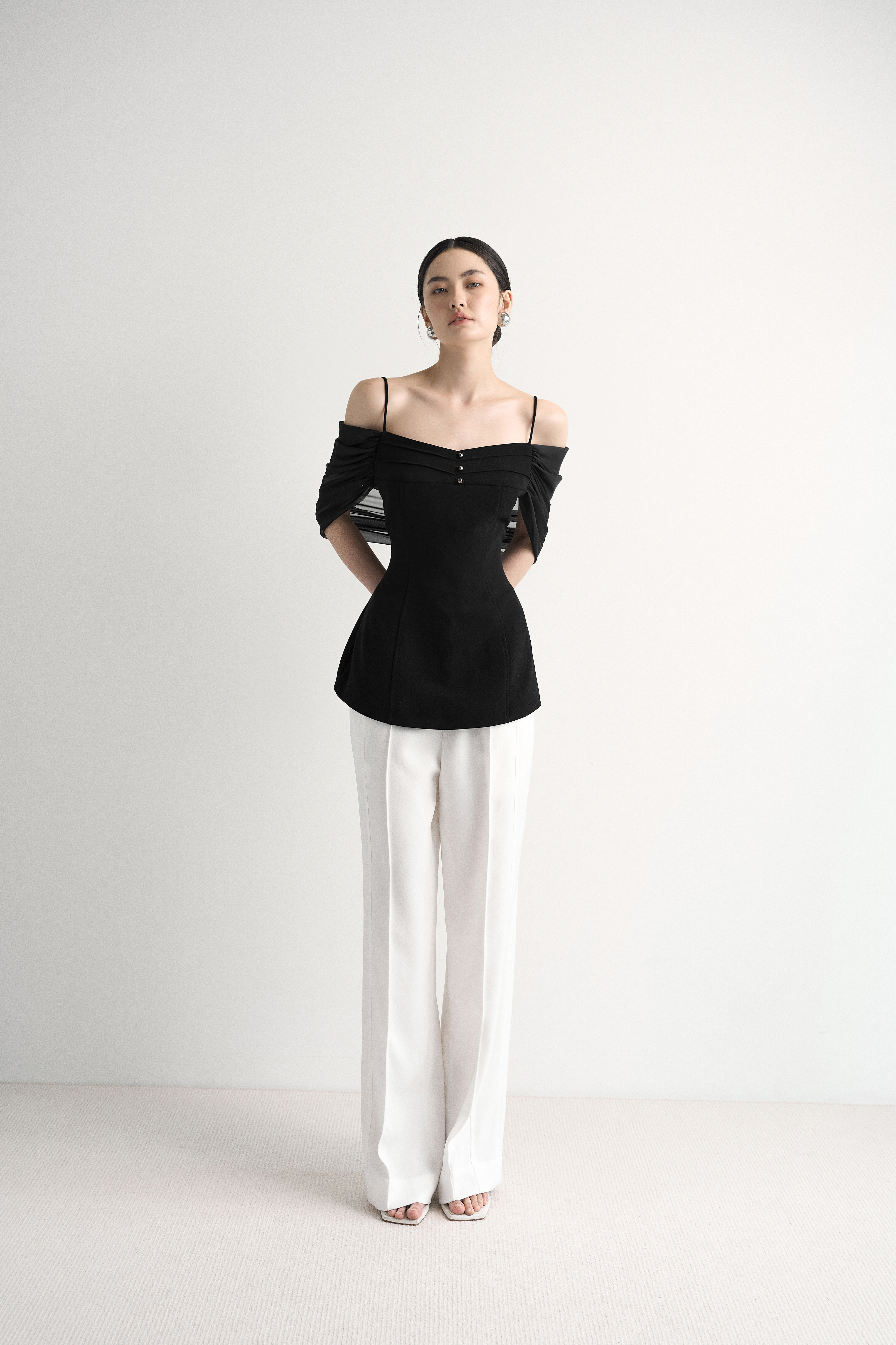 ANTHEA Top_thumbnail_2