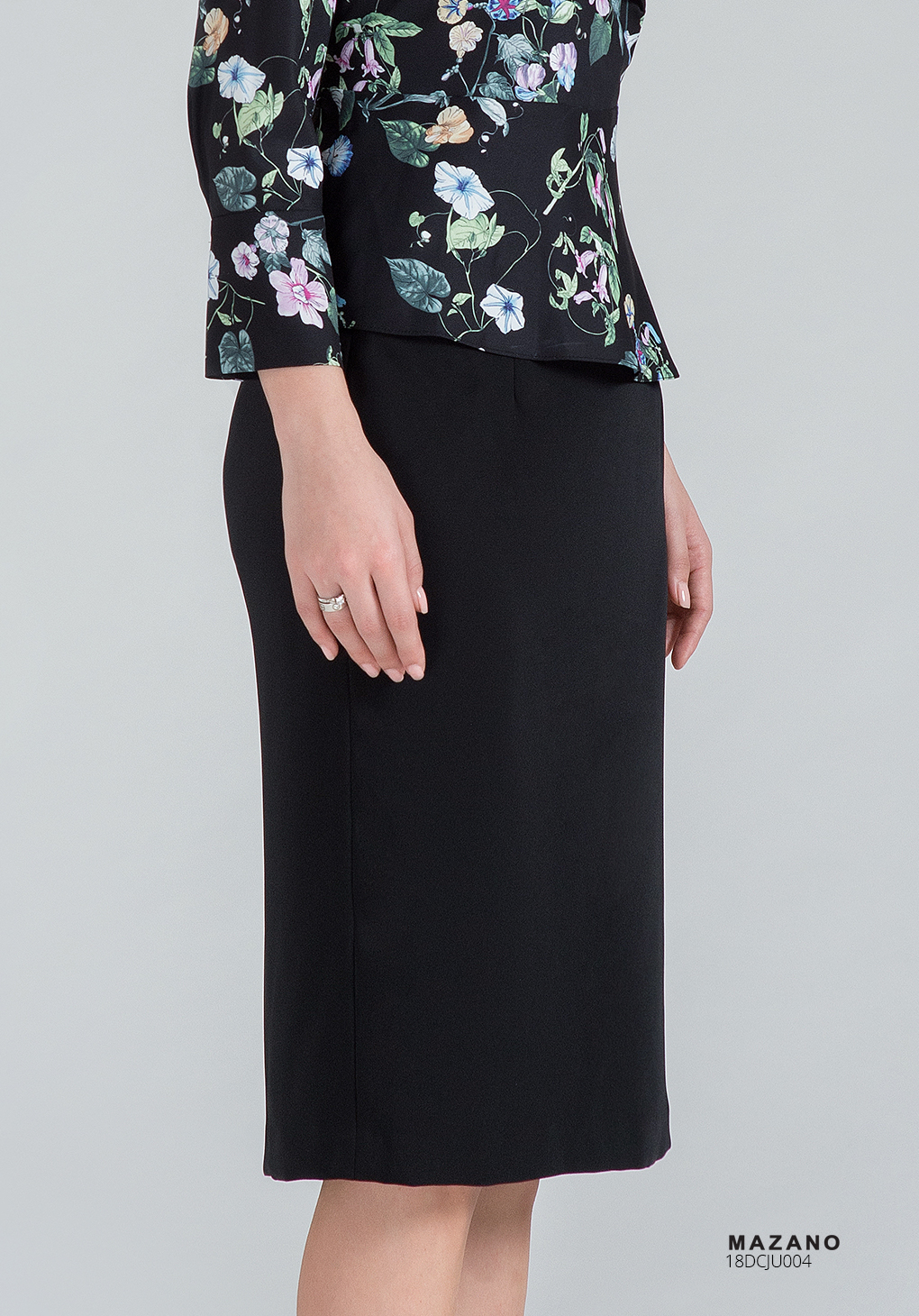 Chân váy Juyp vải Tuytxi màu đen công sở_thumbnail_3