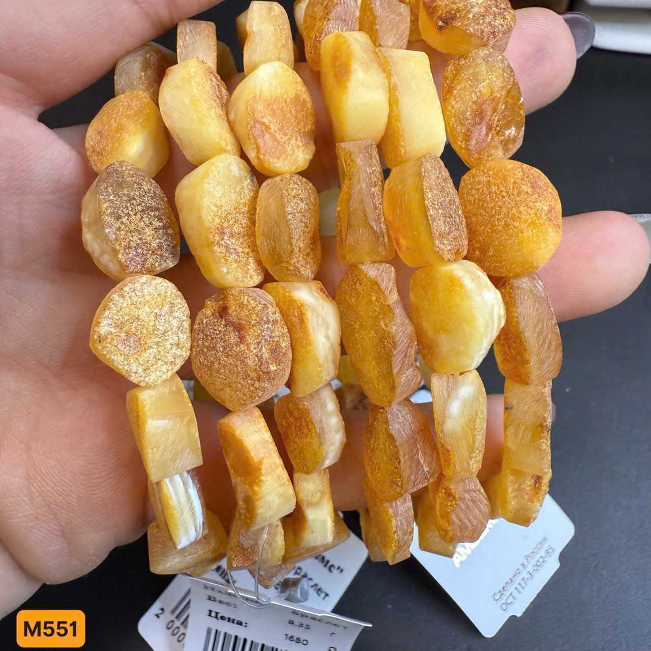 Hổ Phách Thô Y Tế Là Gì? Công Dụng Và Cách Nhận Biết Hổ Phách Nga Tự Nhiên Dành Cho Người Mới