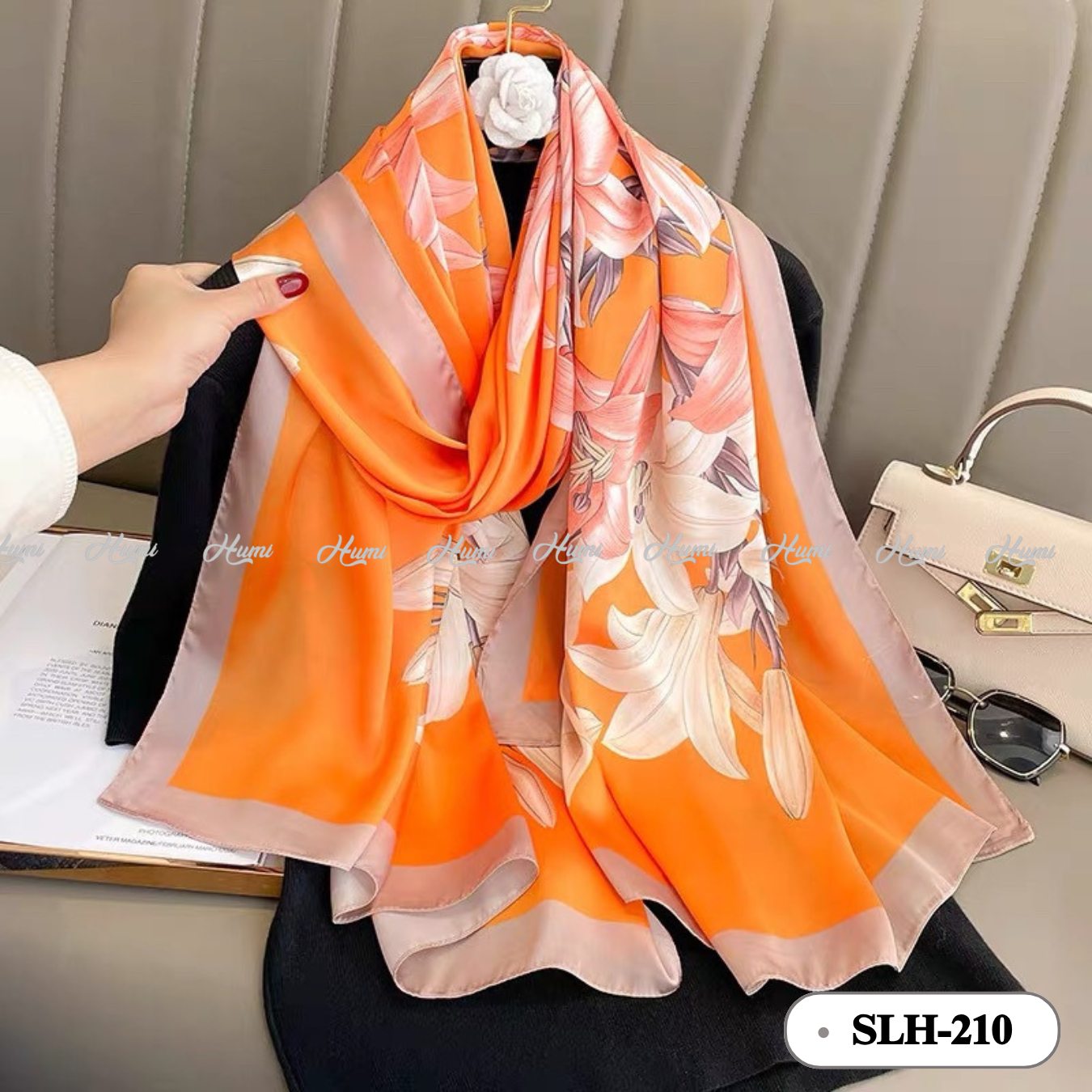 KHĂN CHOÀNG LỤA (SLH210)