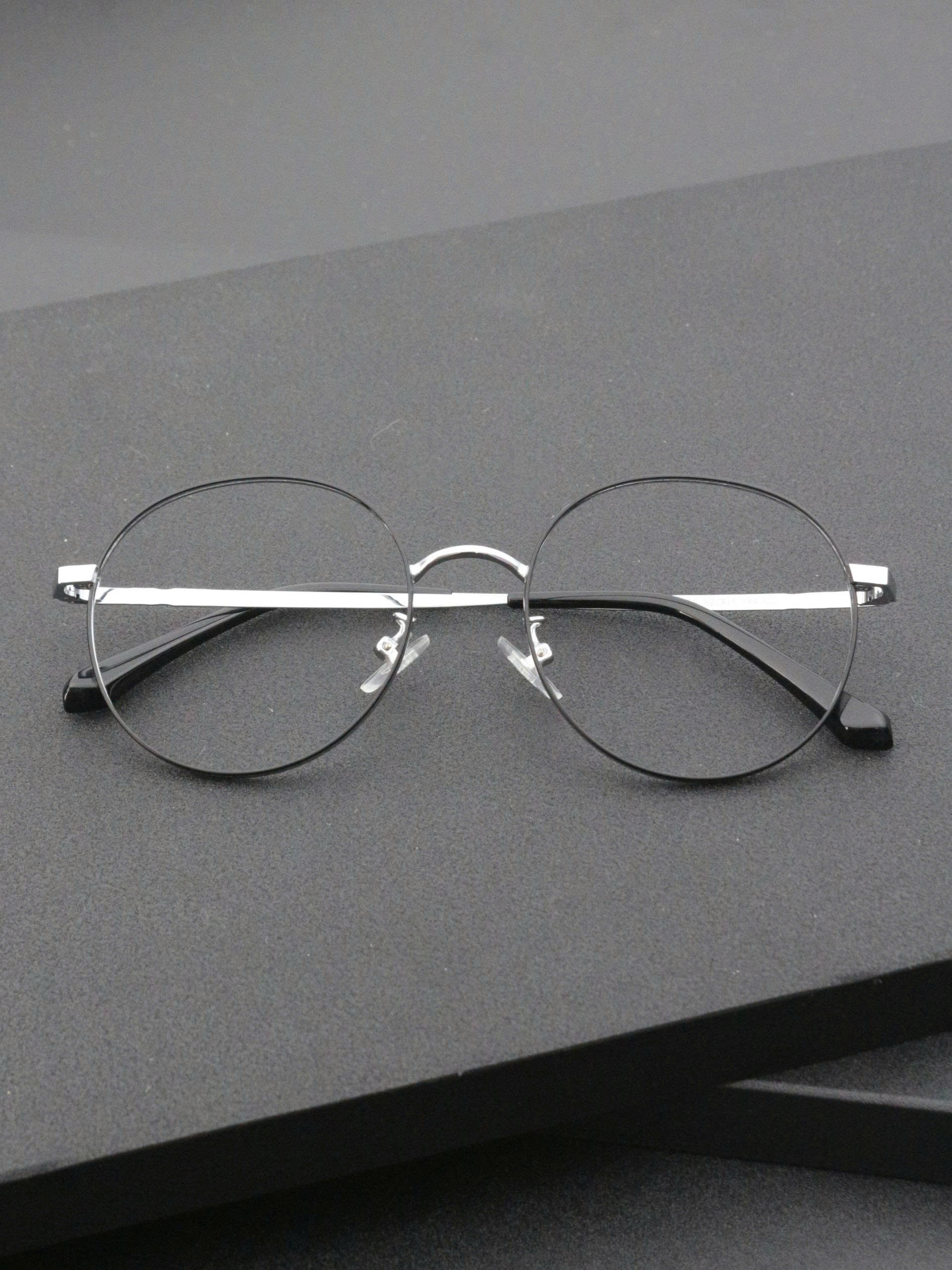 Classic Titanium Eyewear Oval Model_thumbnail_32