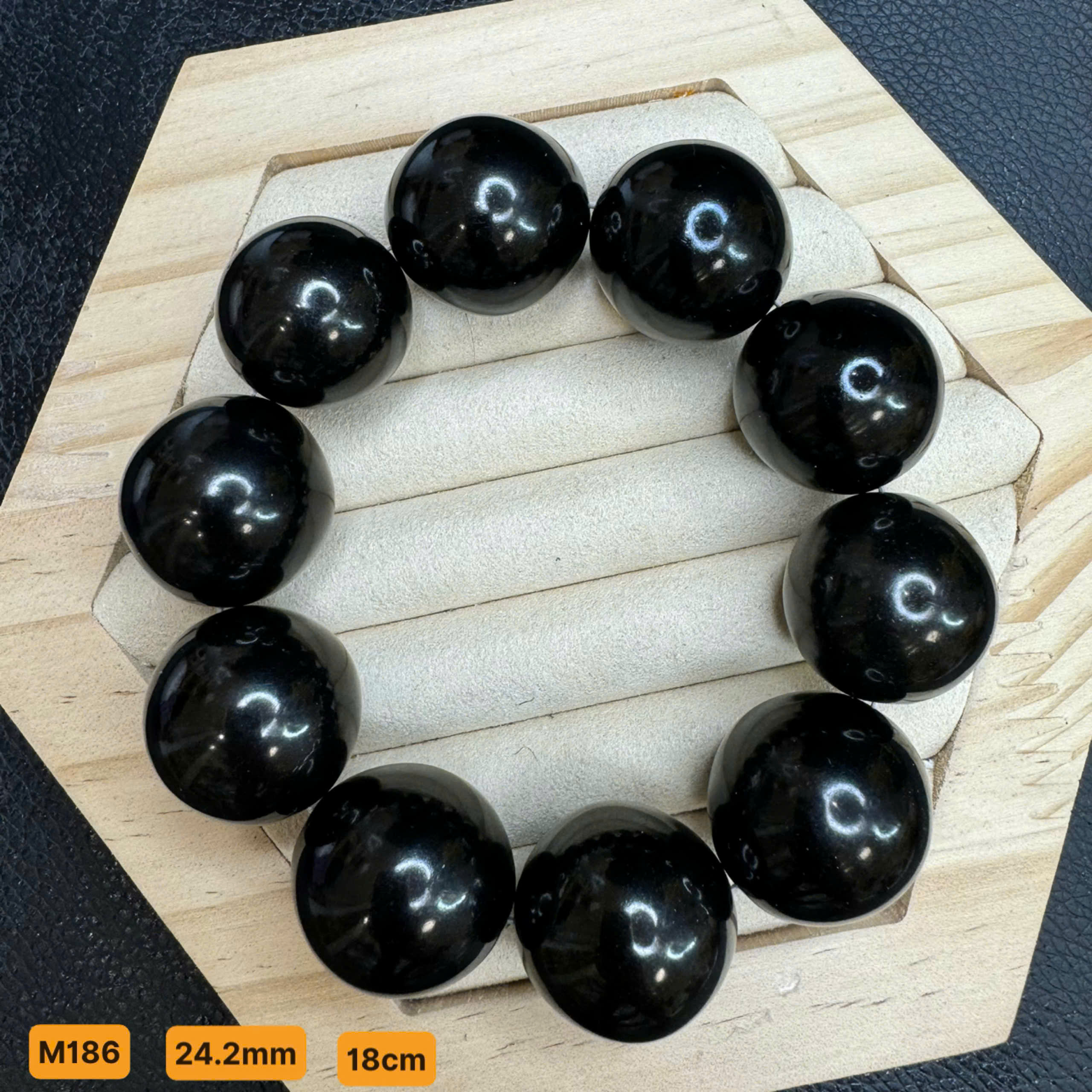 Lắc Tay Huyền Thạch - M186_thumbnail_1