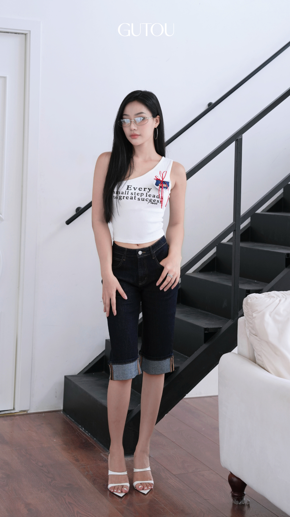 [GUTOU] Quần Jean Lửng Ôm Lai Lật Wash Đậm_thumbnail_4