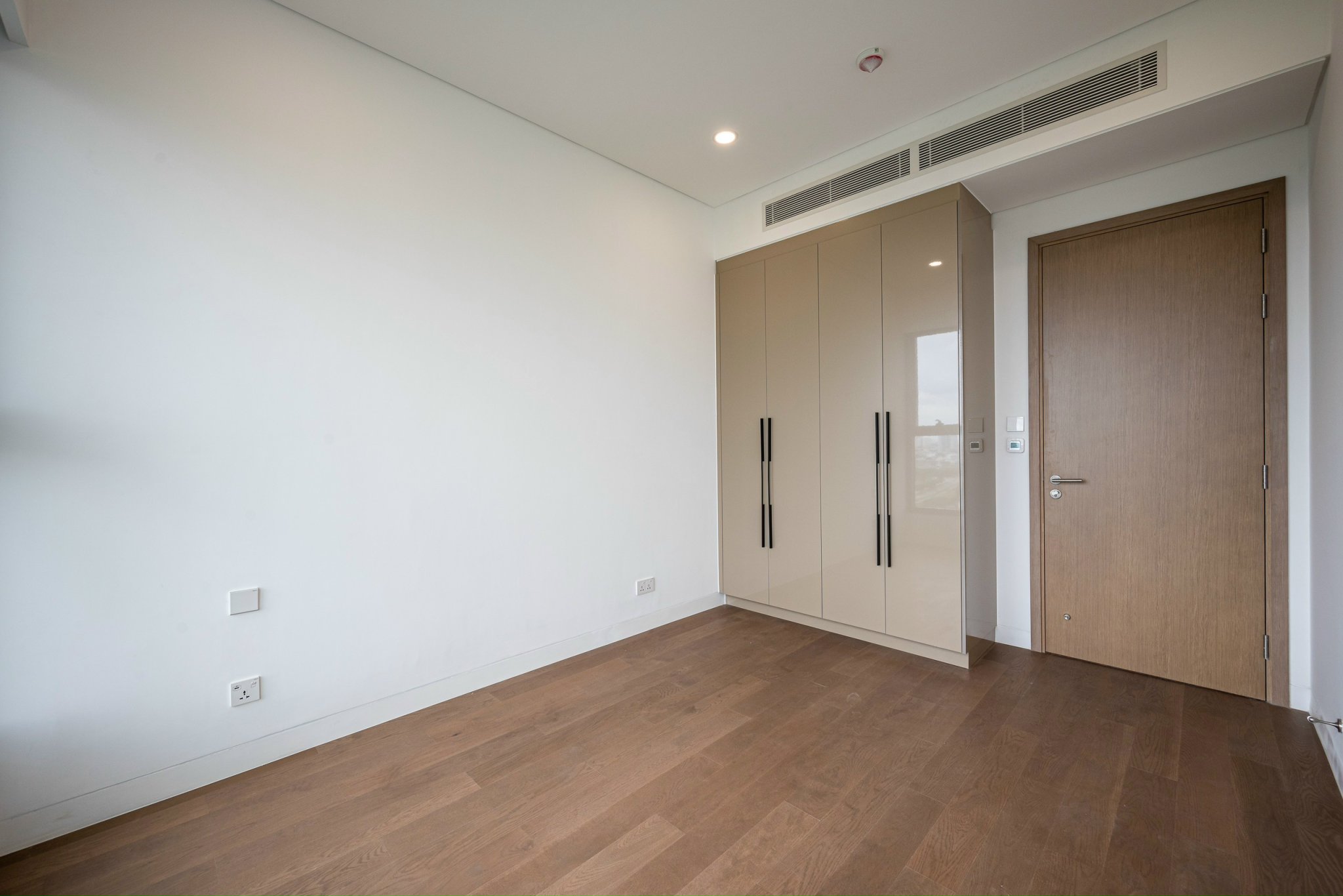 Chuyển nhượng căn 4PN 202m² giá chỉ từ 39,55 tỷ/căn _thumbnail_3