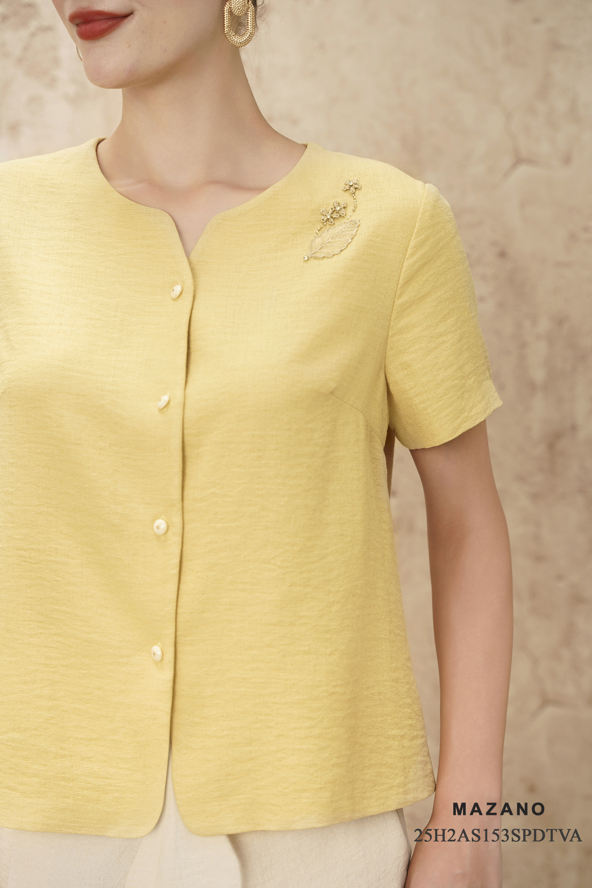 Áo suông cài khuy Vải linen màu vàng kem không Cổ Tay ngắn Dài áo qua eo_thumbnail_1