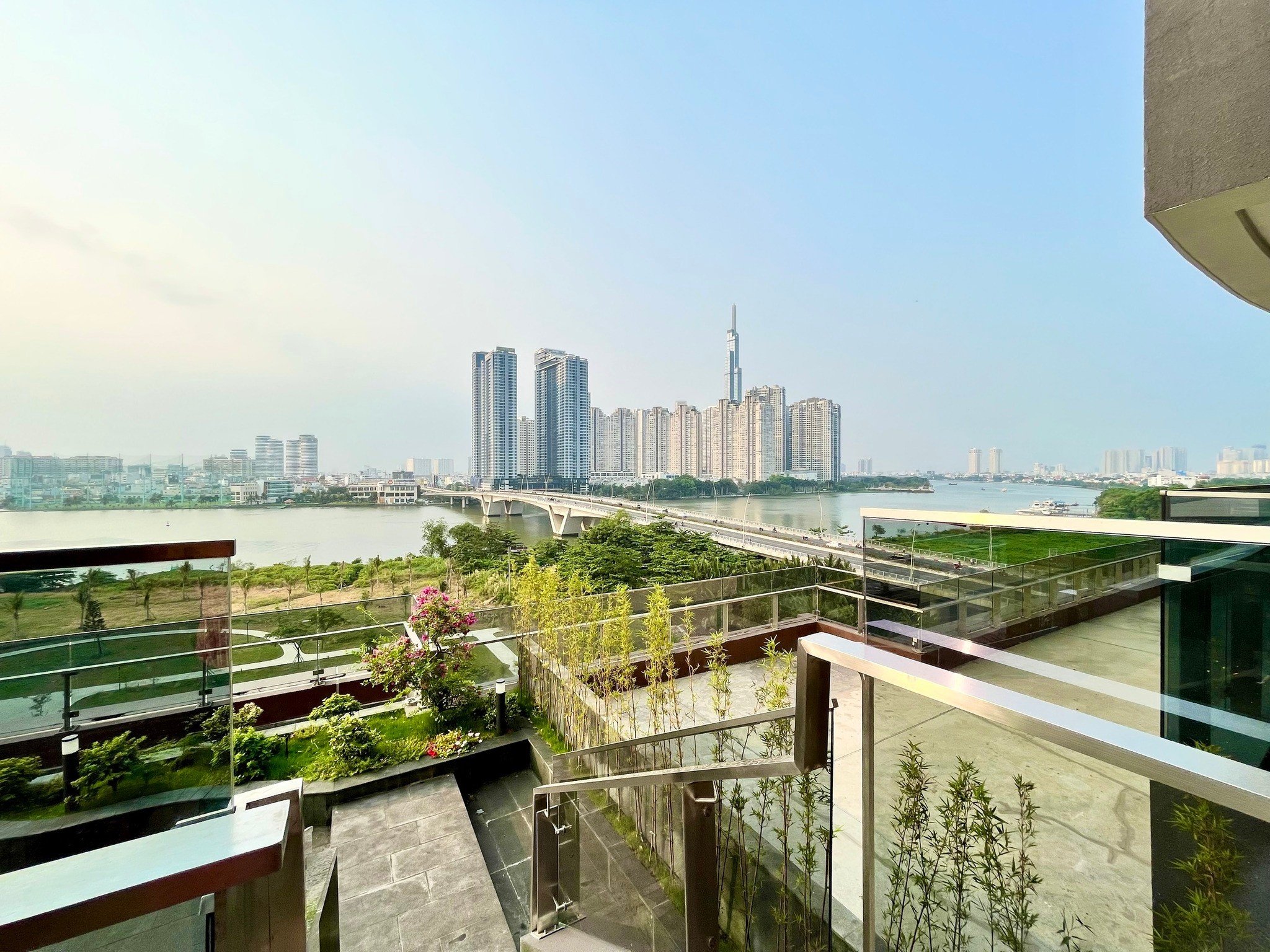 Hot deal - bán gấp list căn hộ 3 phòng ngủ The River Thủ Thiêm siêu rẻ, view thoáng mát, full nội thất._thumbnail_4