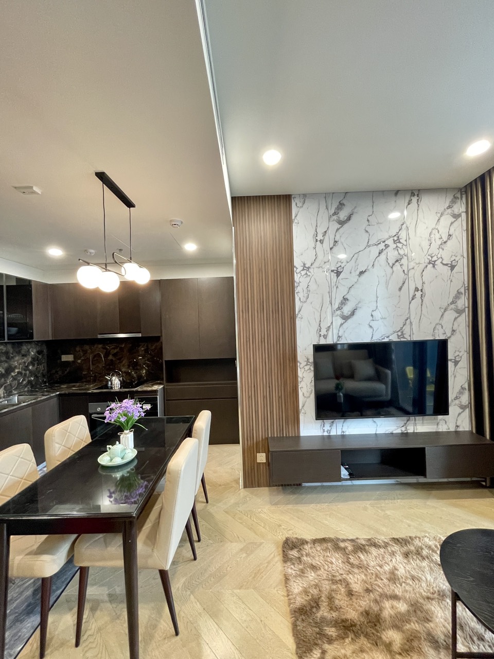 Cho thuê căn hộ 3PN Lumiere Riverside nội thất hiện đại, mới tinh 100%