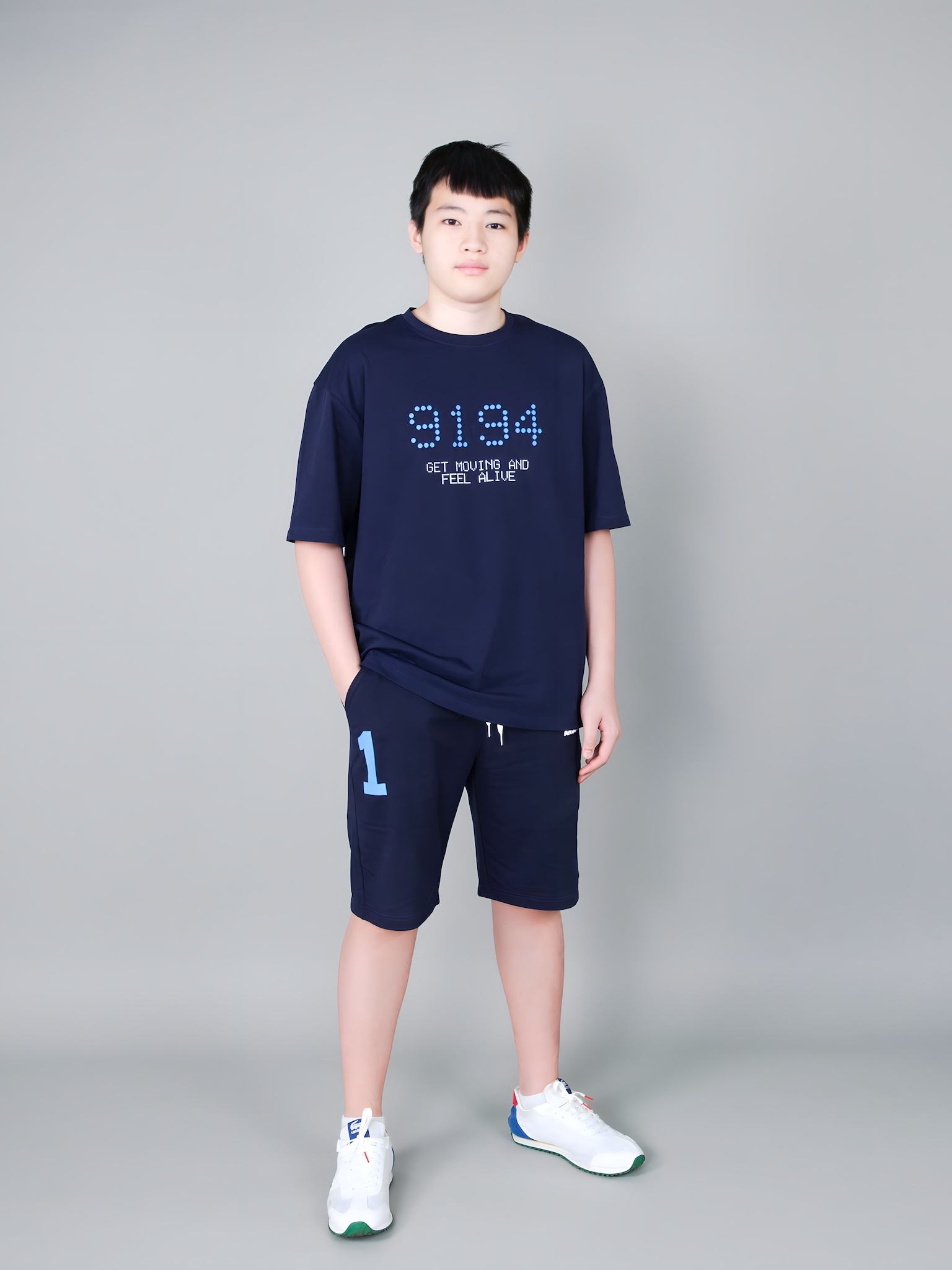 Áo phông bé trai dáng rộng màu xanh đen in số 9194_thumbnail_3