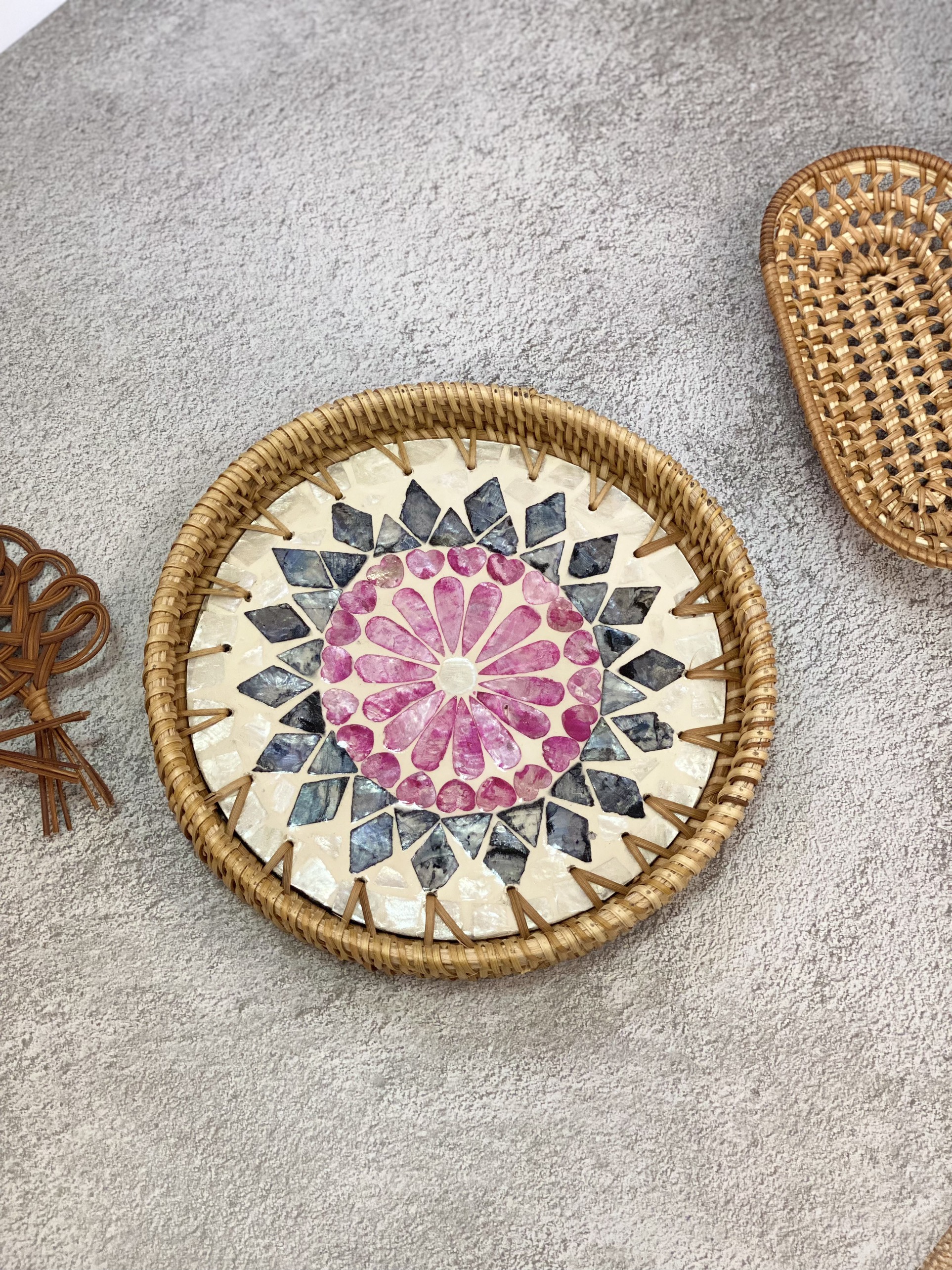 Mother Of Pearl Rattan Tray MD001_thumbnail_1