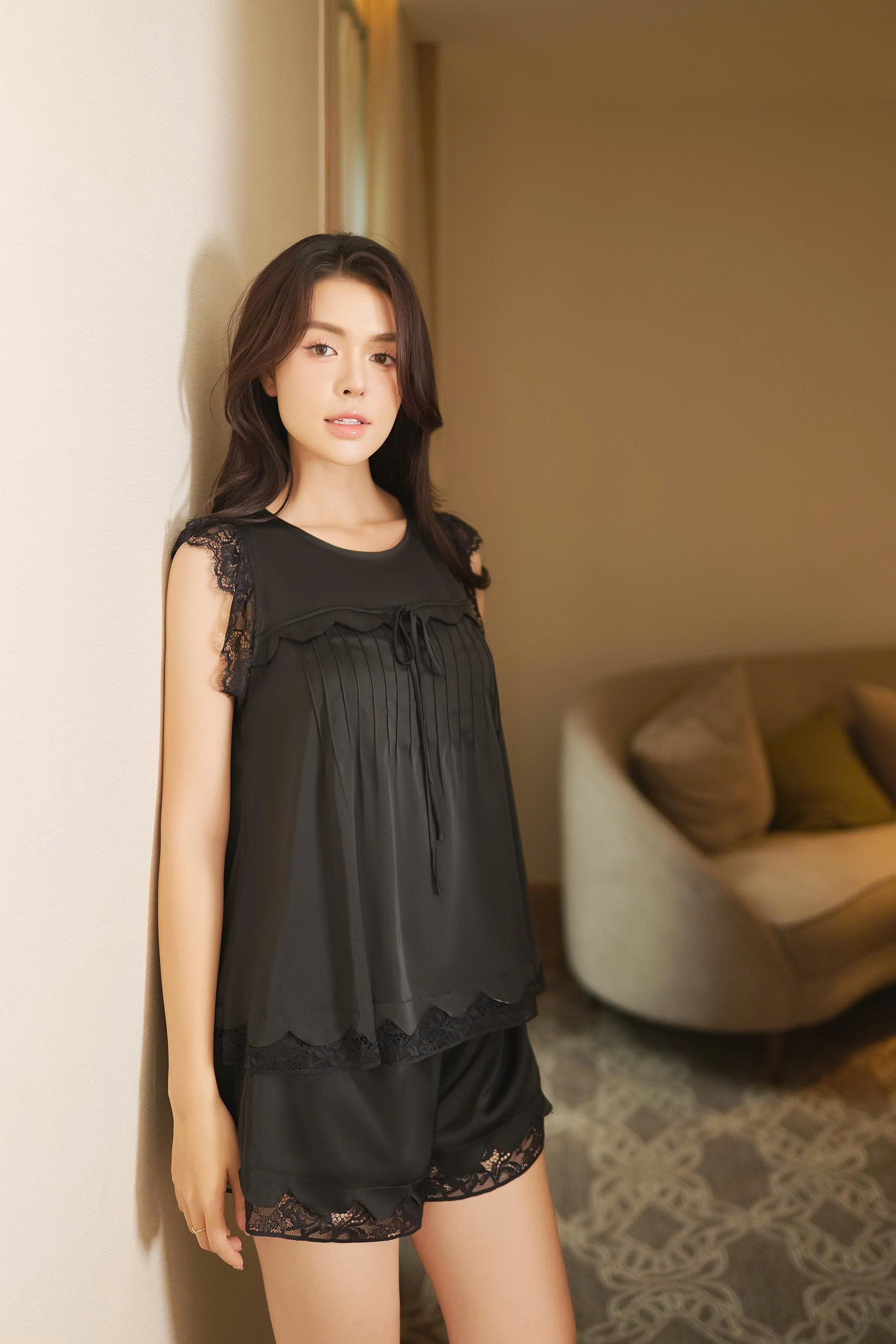 Bộ lụa phối ren áo cộc, quần cộc BN629_thumbnail_2