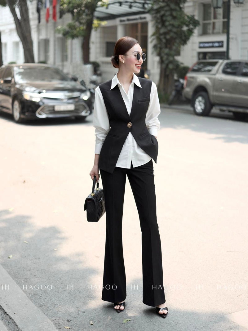 អាវកាក់ស្ដើងសមជាមួយប៊ូតុងលង្ហិន