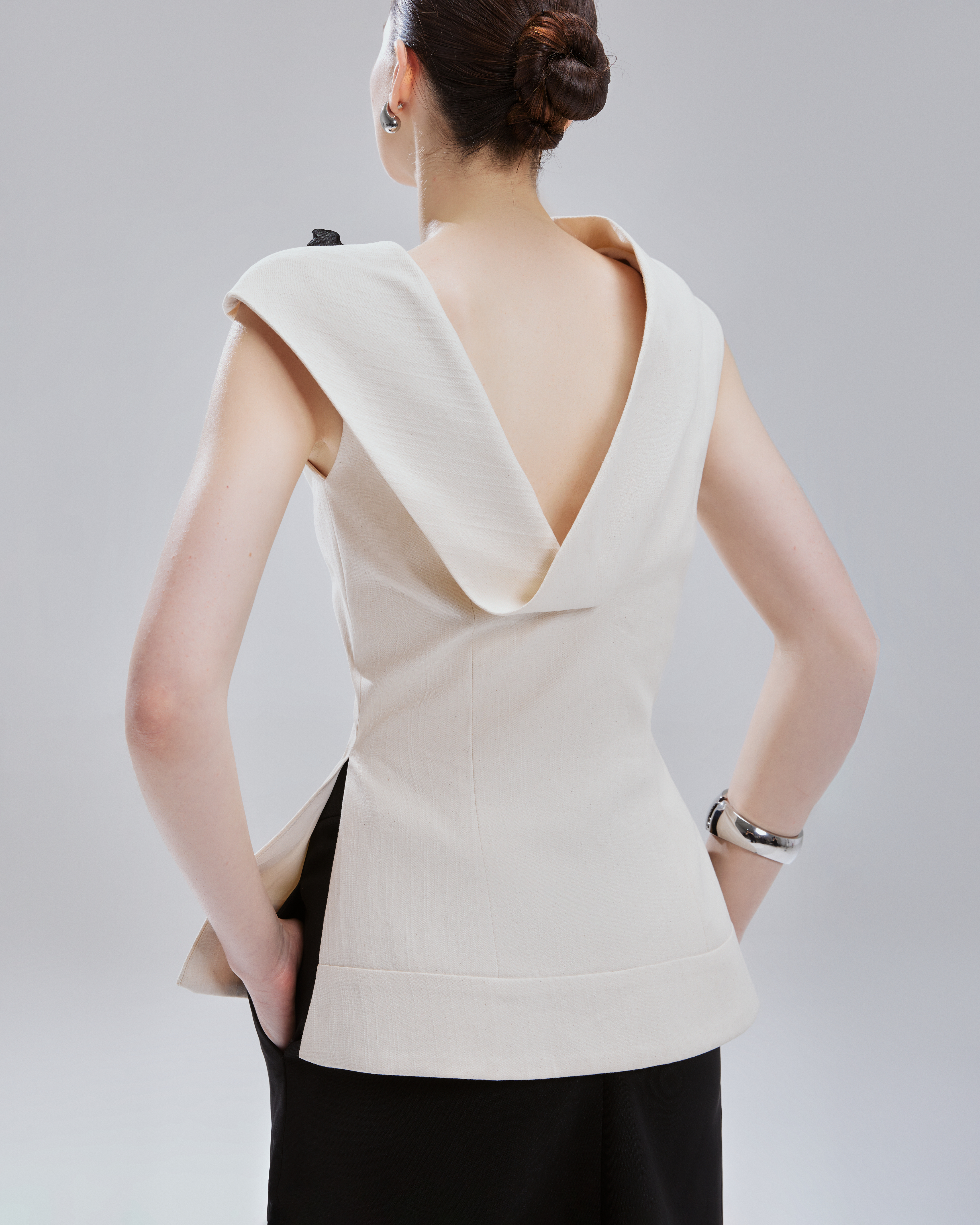 REIKA Top_thumbnail_4