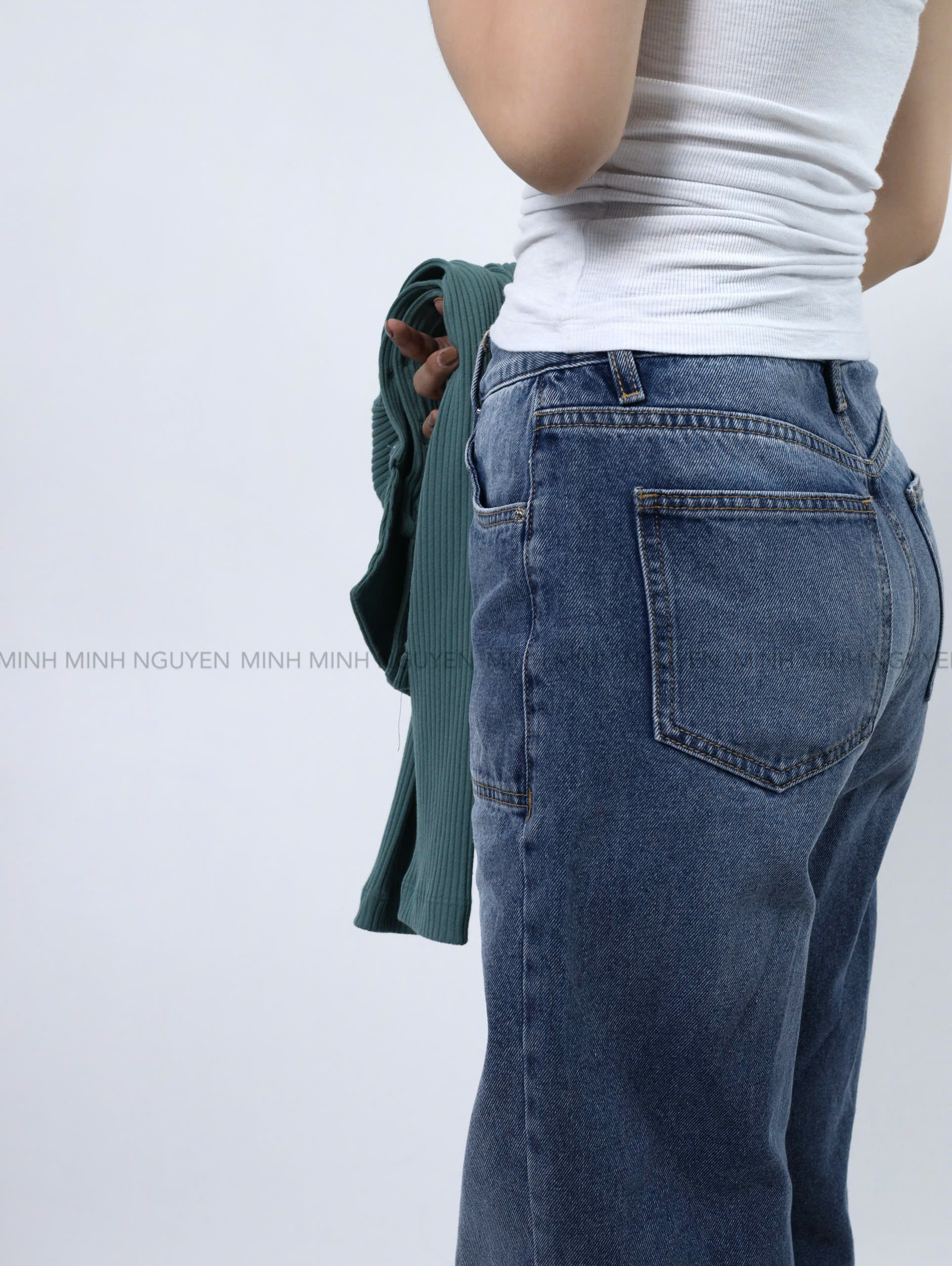 QUAN JEAN GAP_thumbnail_1