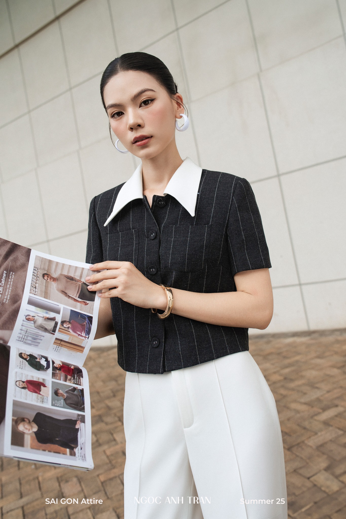 A178 - Áo lửng kẻ đen phối cổ trắng