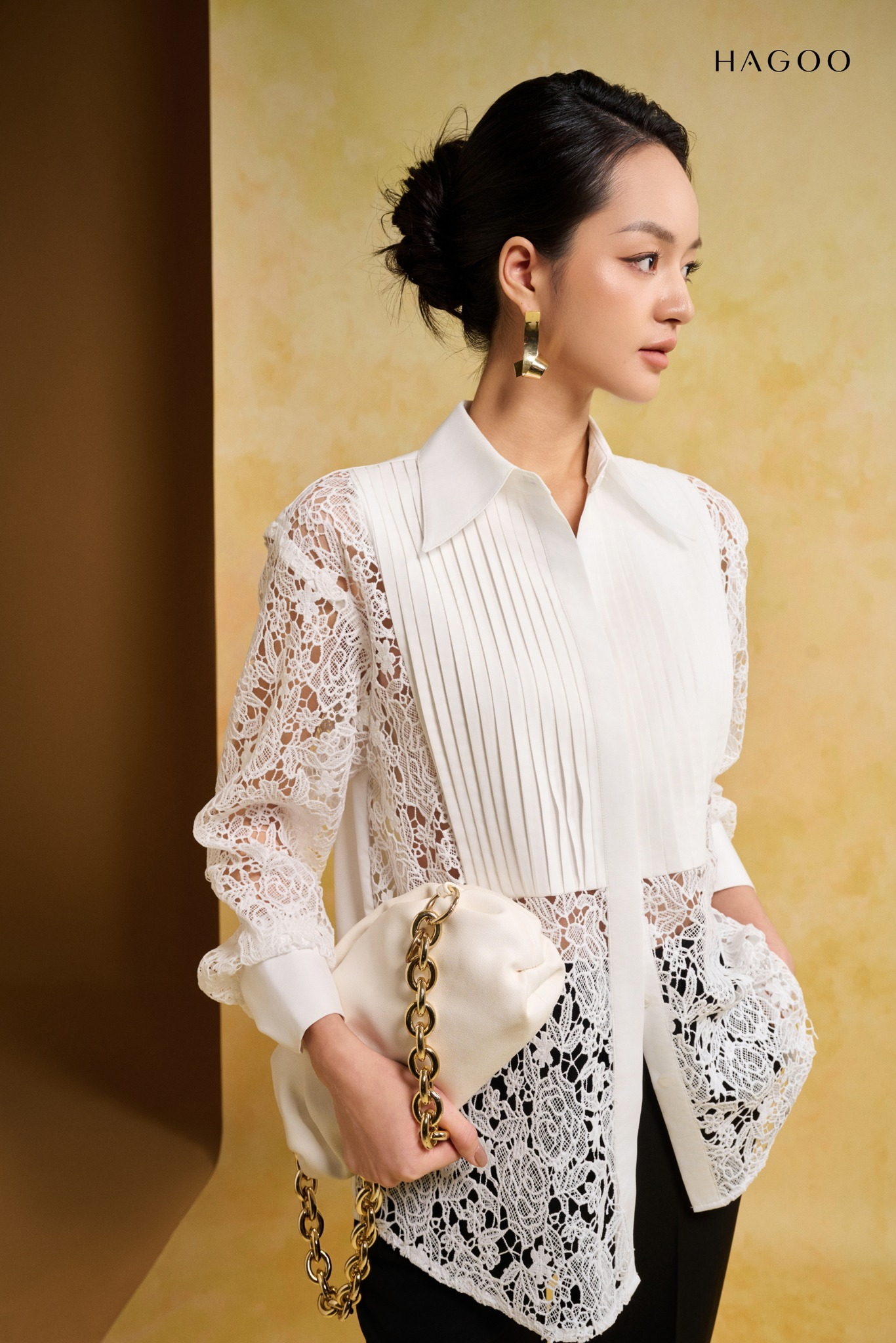 Áo sơ mi ren phối dập ly HAGOO_thumbnail_3