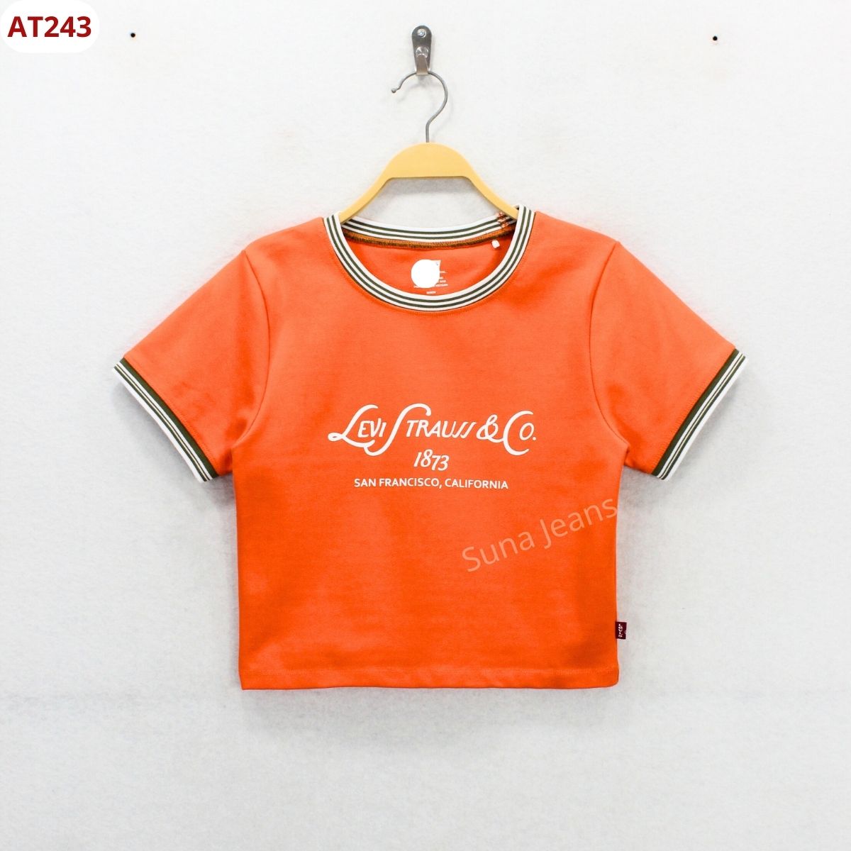 AT243 - Áo thun crop Lê Vi_thumbnail_4