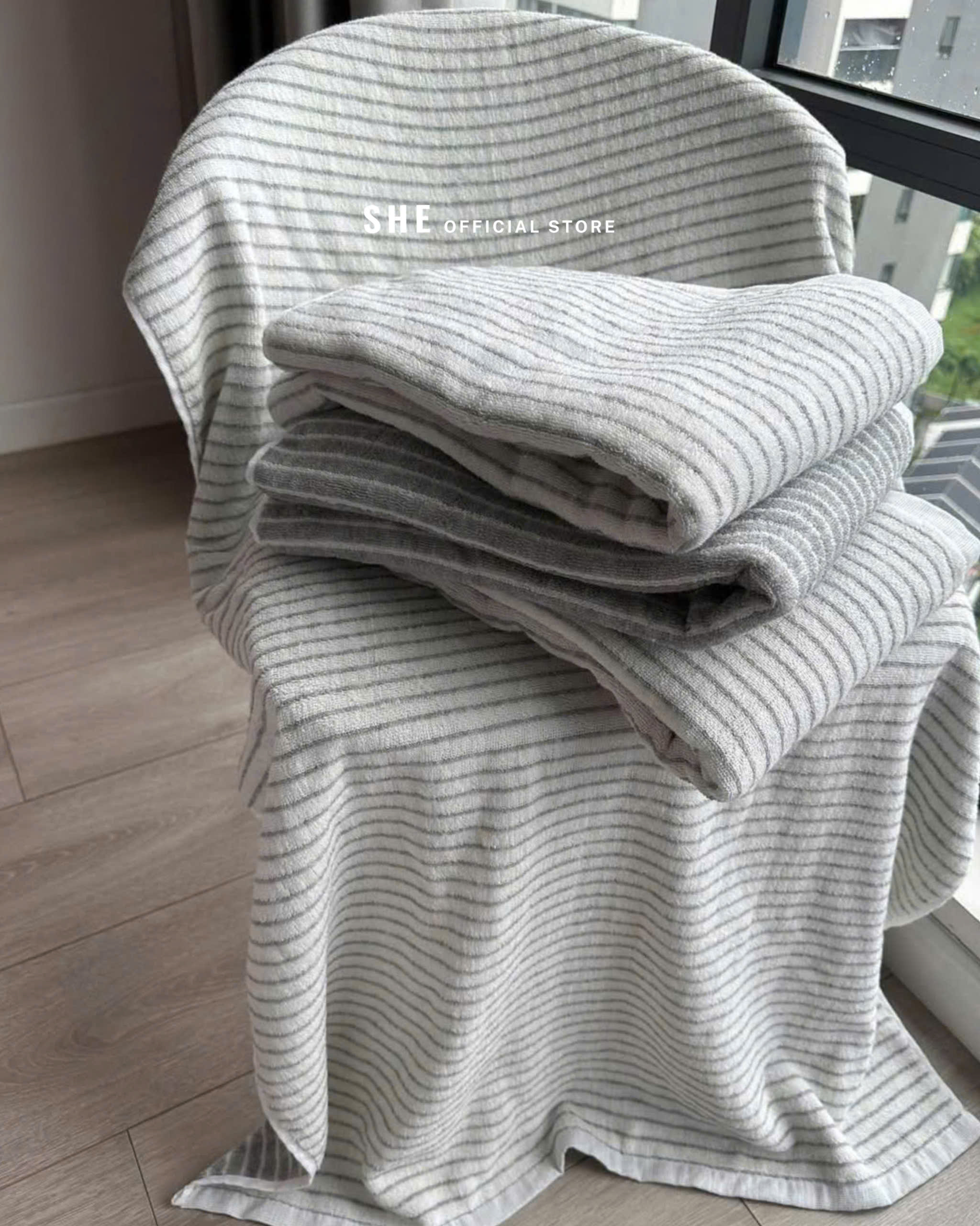 H427  KHĂN MUJI_thumbnail_1