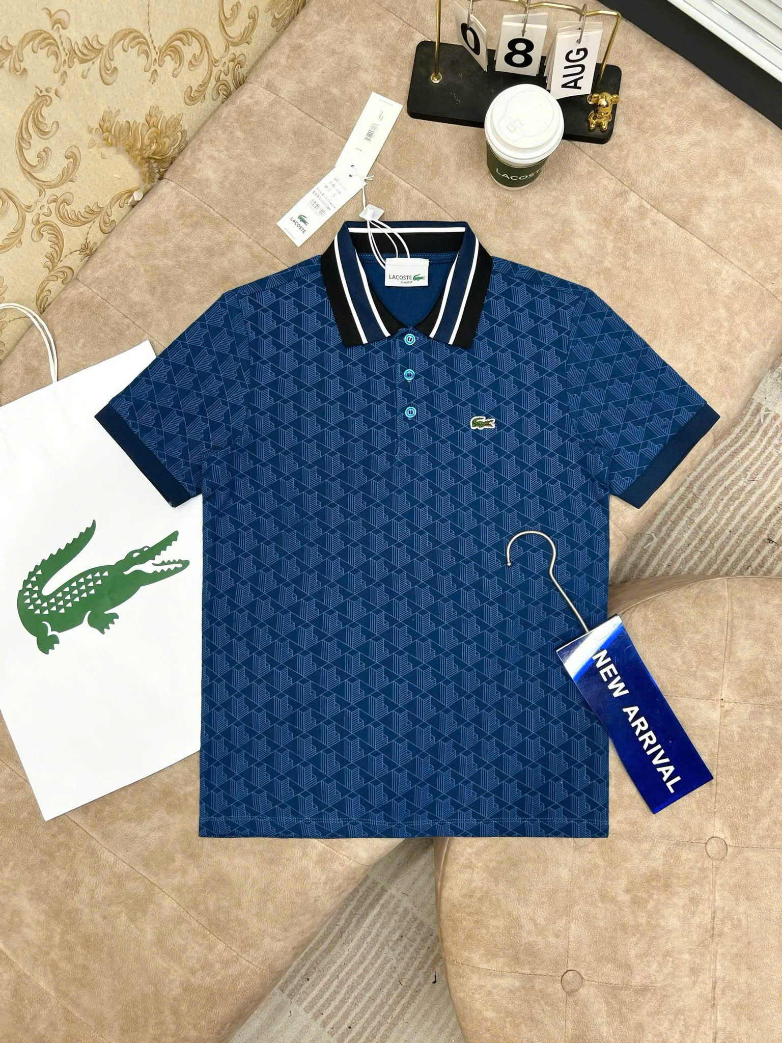 Polo Lacoste_thumbnail_3