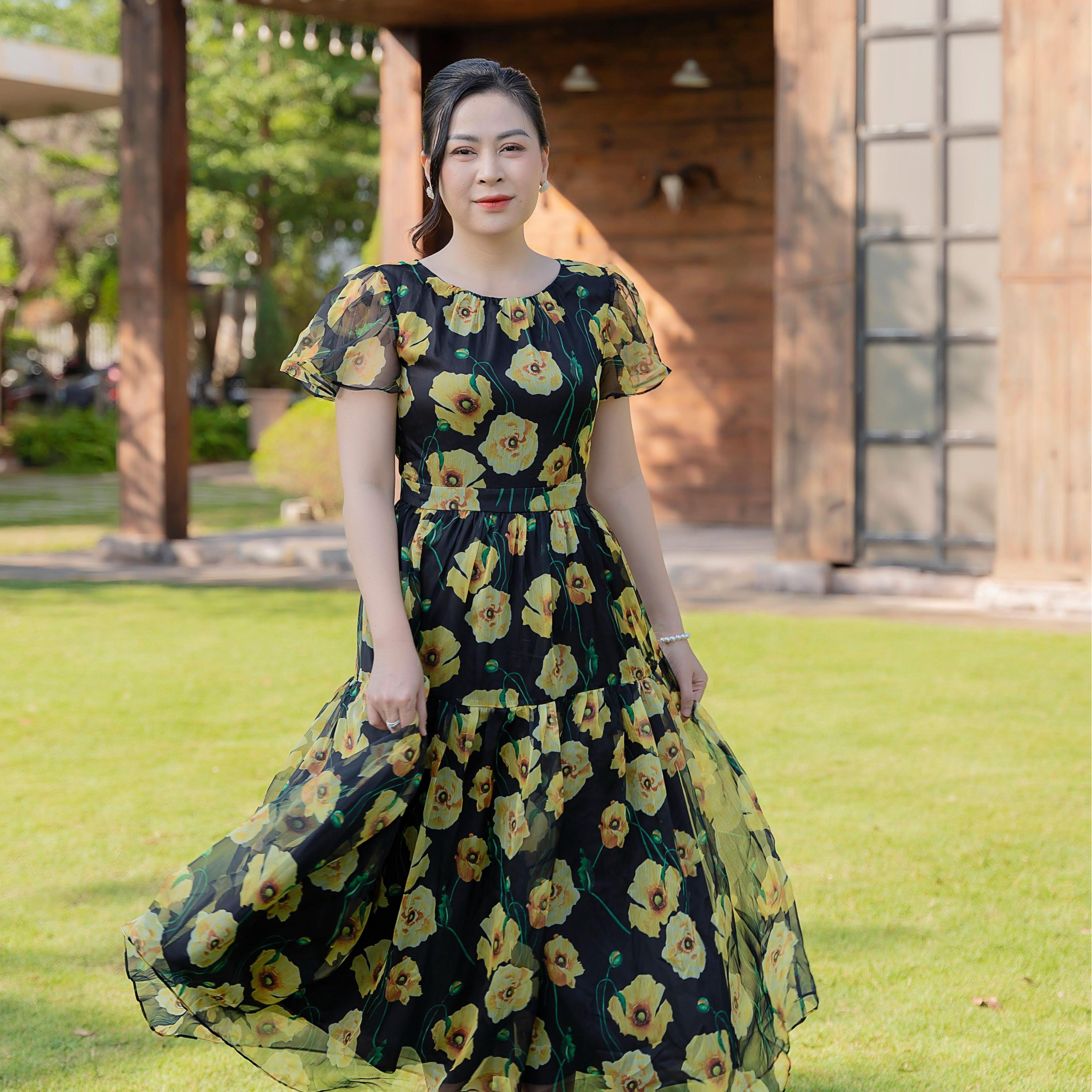 ĐẦM VOAN HOA