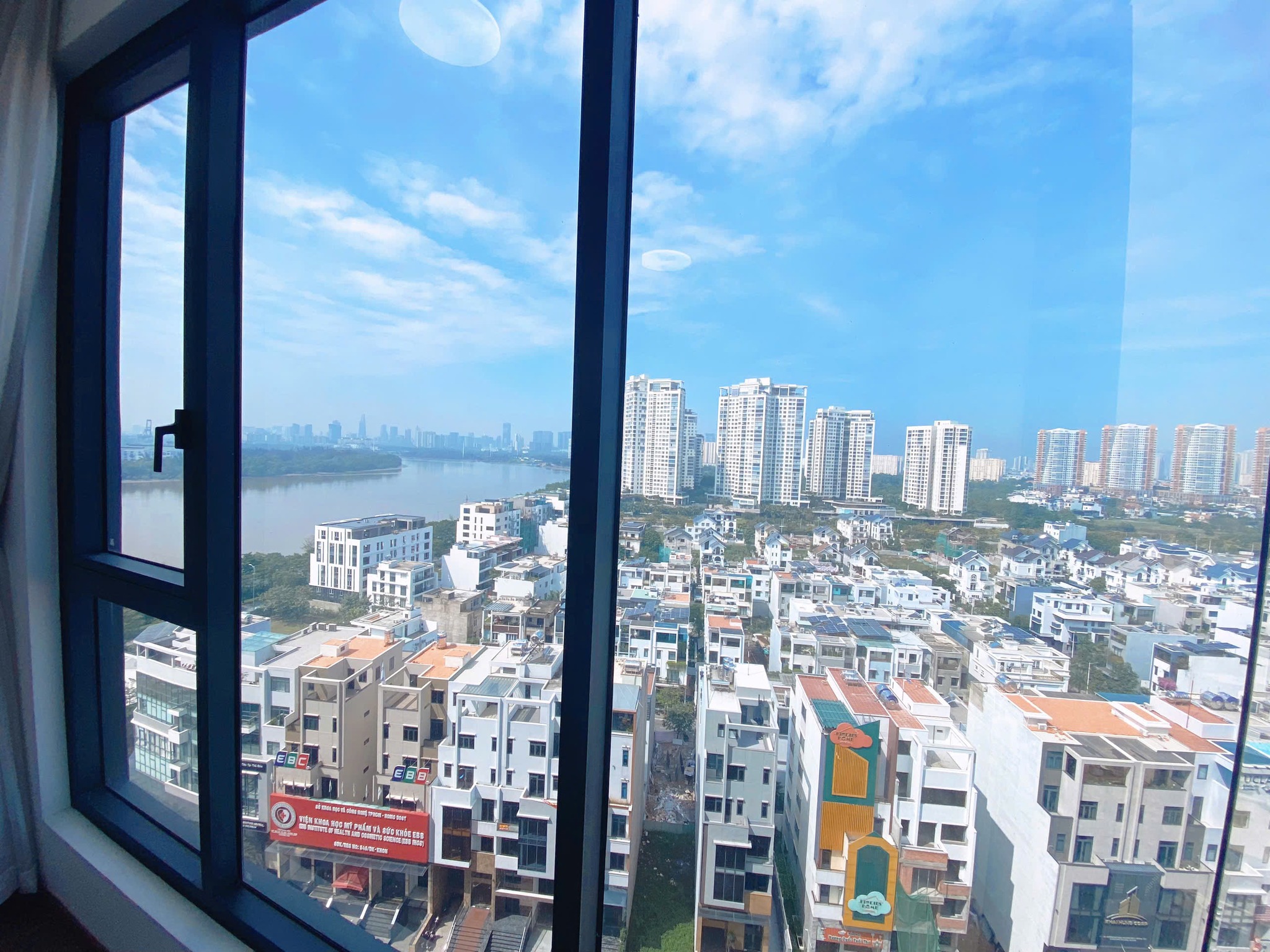 Hot deal - Bán căn hộ 3PN One Verandah view thoáng mát, đầy đủ tiện ích hiện đại_thumbnail_2