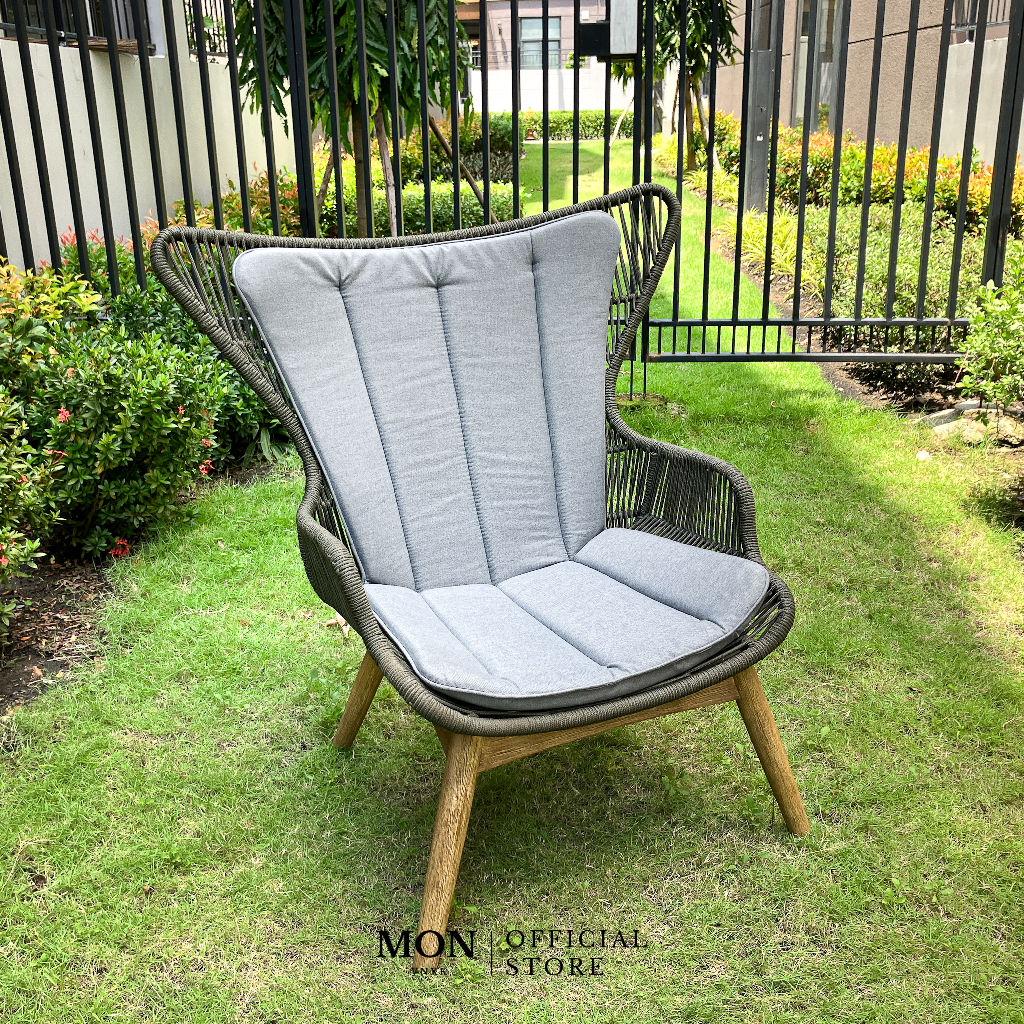 GHẾ QUEEN THƯ GIÃN HÌNH CÁNH BƯỚM MODLOFT( Trưng bày)_thumbnail_3