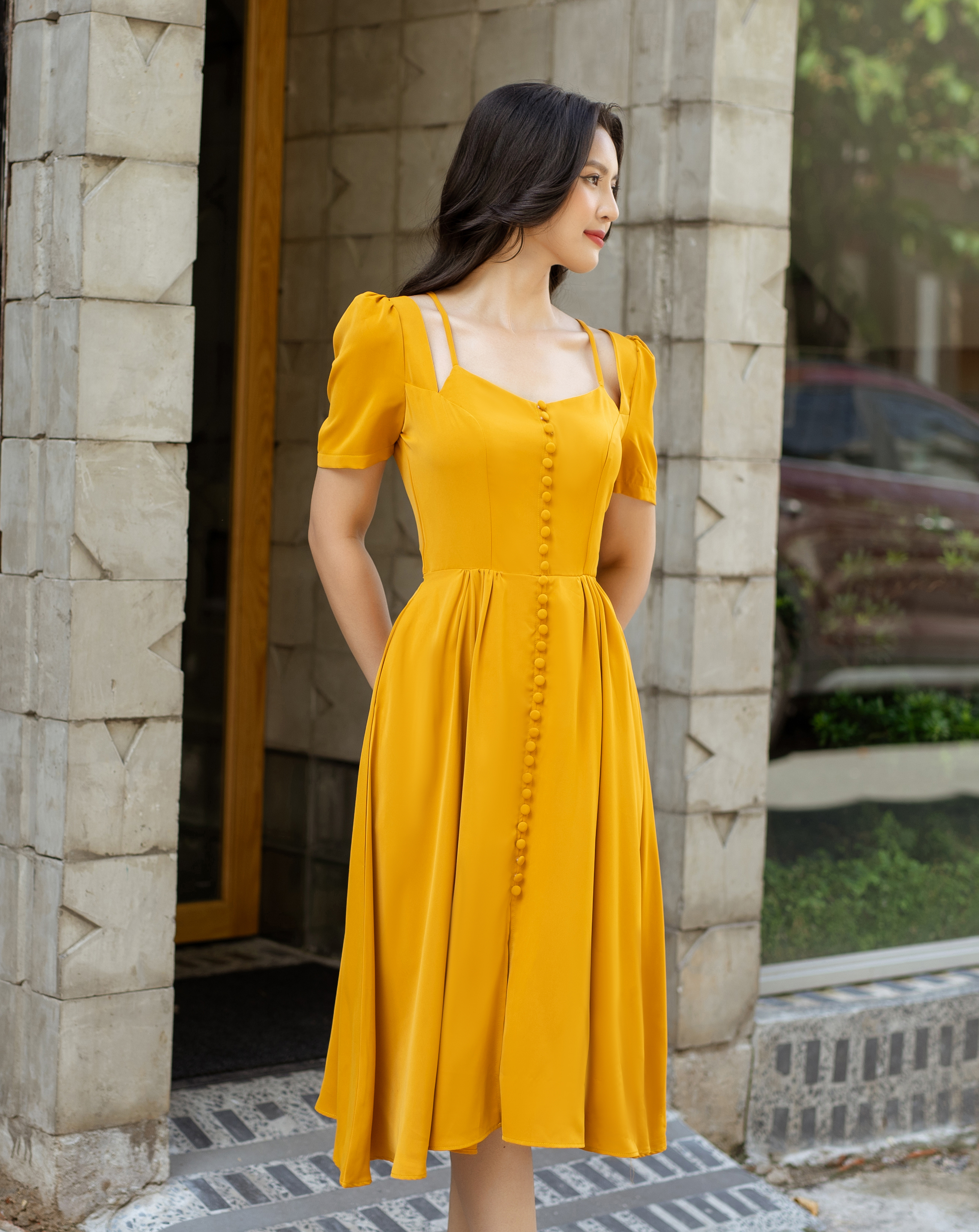 Đầm xòe tiểu thư tay con cut out đính nút_thumbnail_3