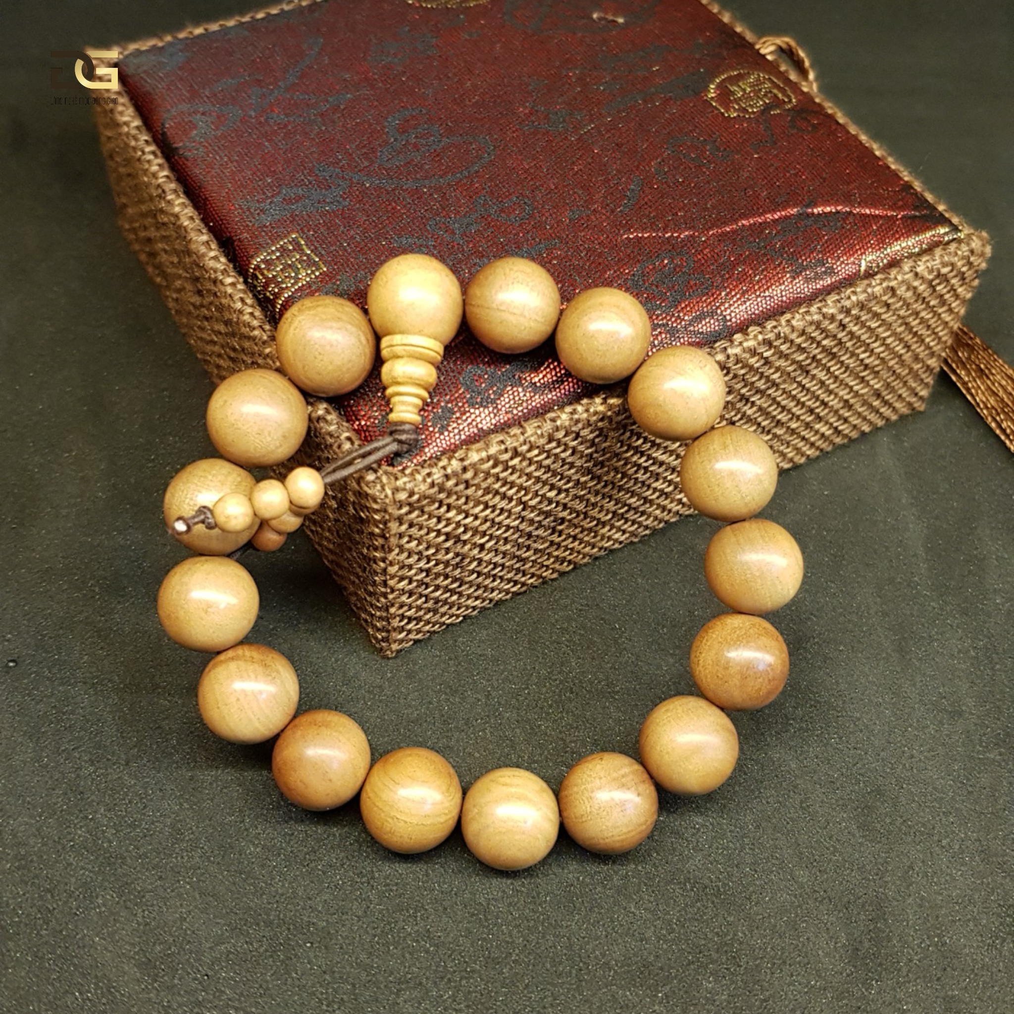 12mm (17 Hạt) Vòng Tay Đàn Hương Rừng Ấn Độ_thumbnail_9