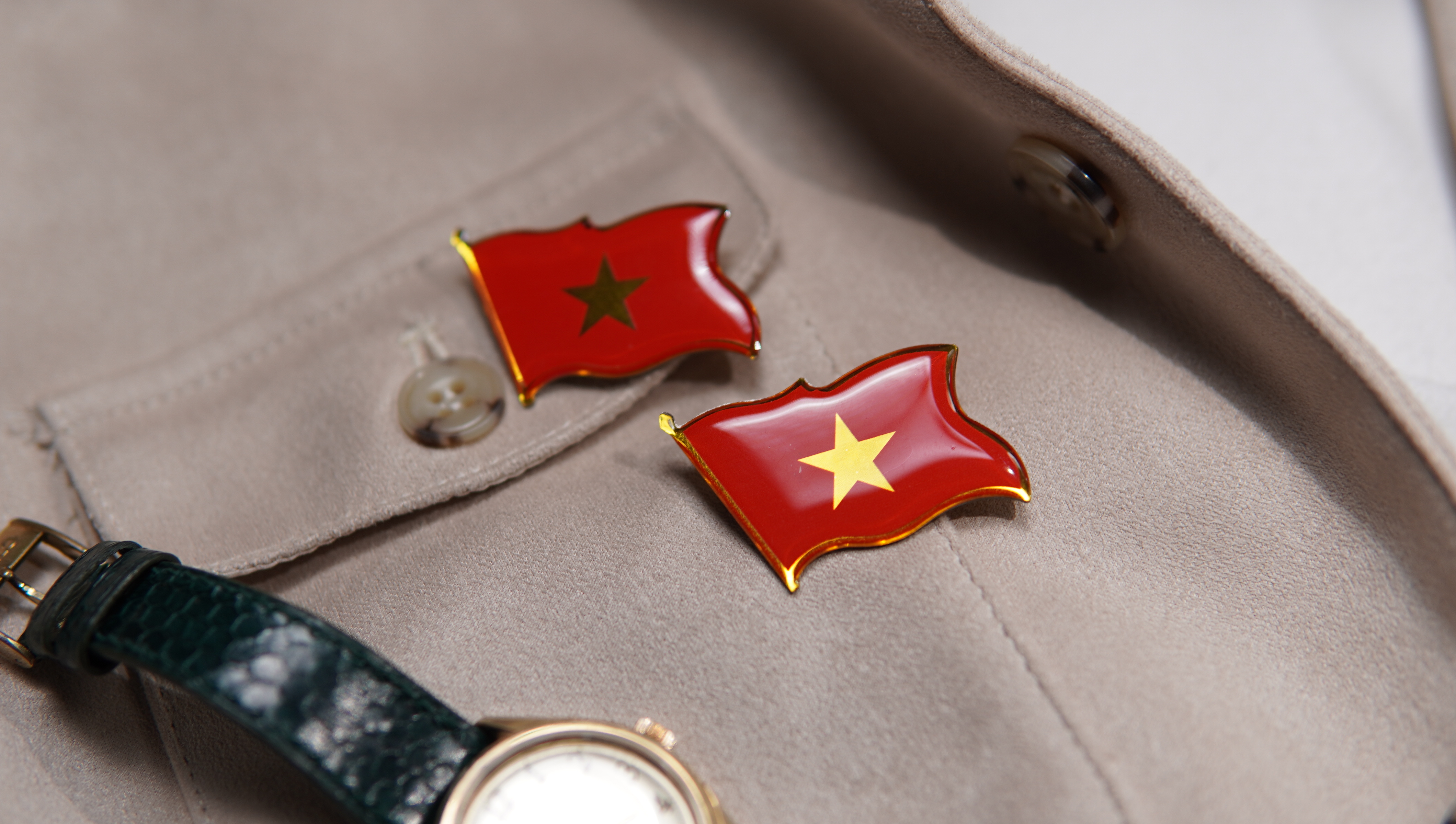 Ghim Cài Áo Việt Nam