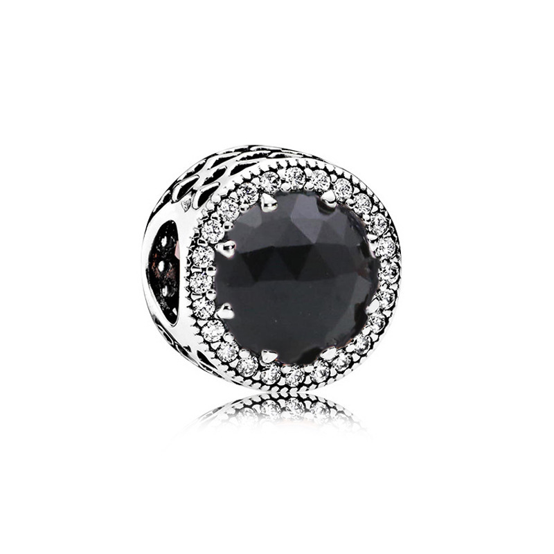 CR18 - Charm radiant đen