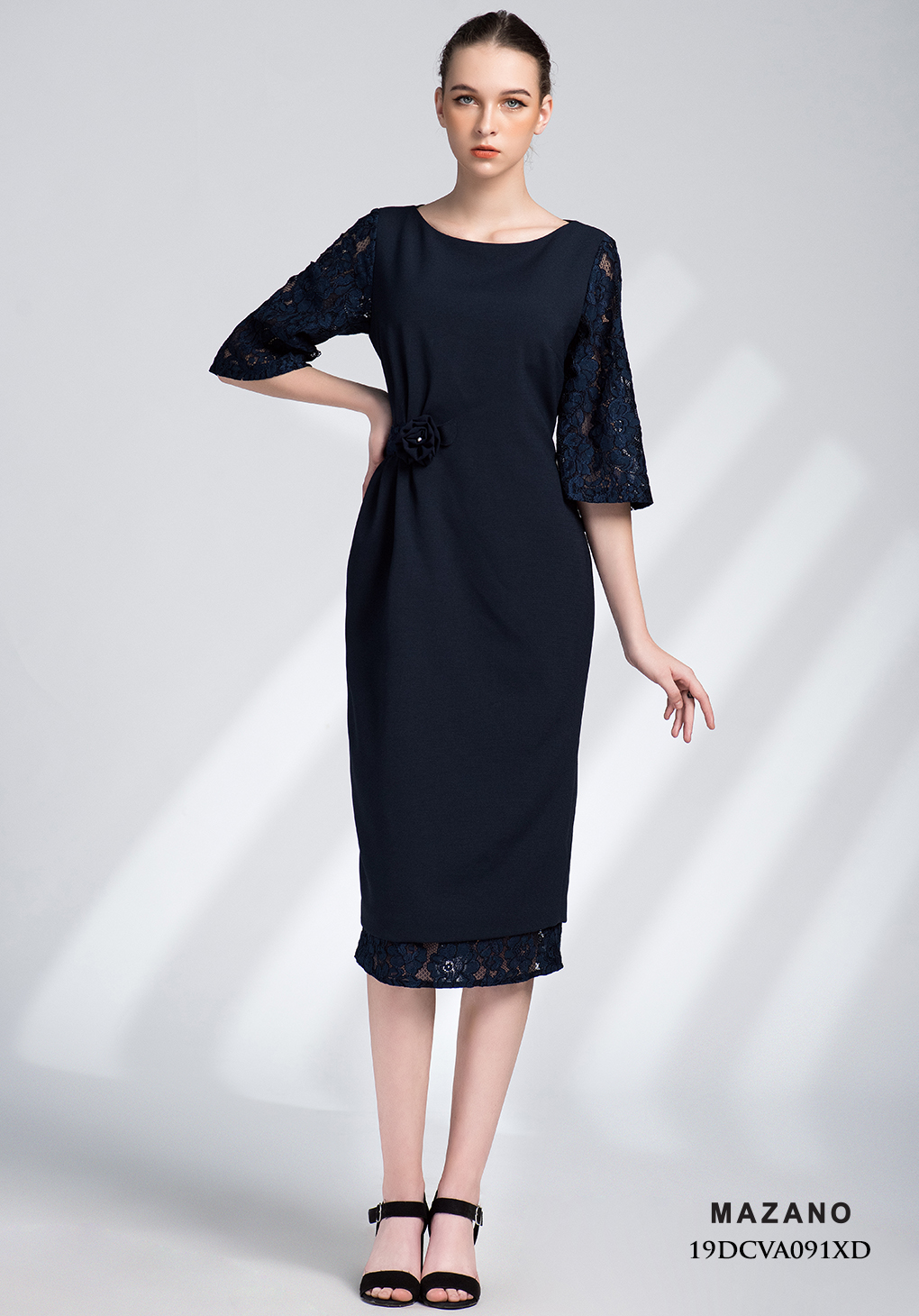 Đầm xanh than phối ren đính hoa_thumbnail_2