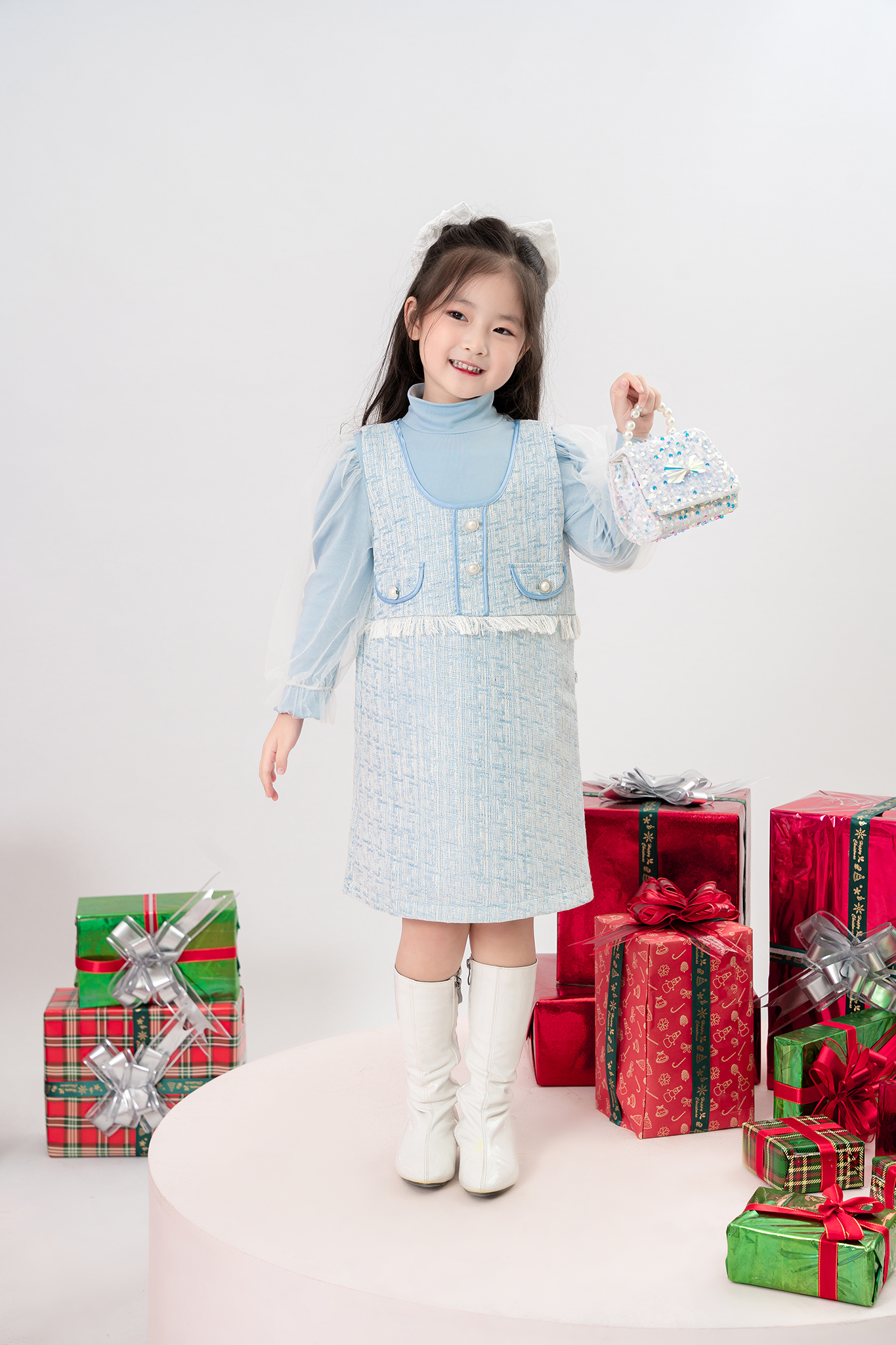 Váy tweed phối viền