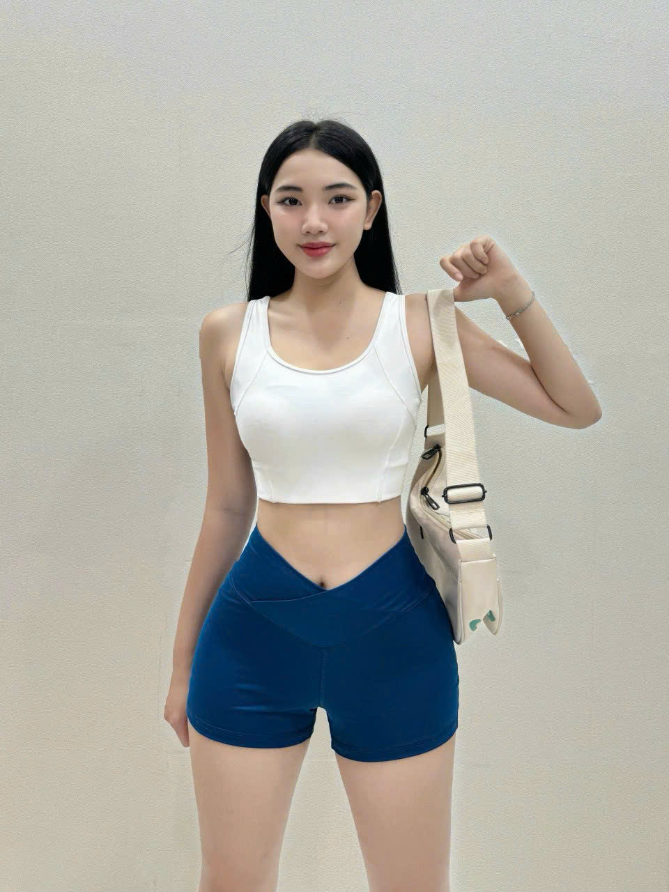 Quần Đùi Thể Thao Túi Hộp, Dáng Ôm Body, Có Chun Mông Hack Dáng_thumbnail_4
