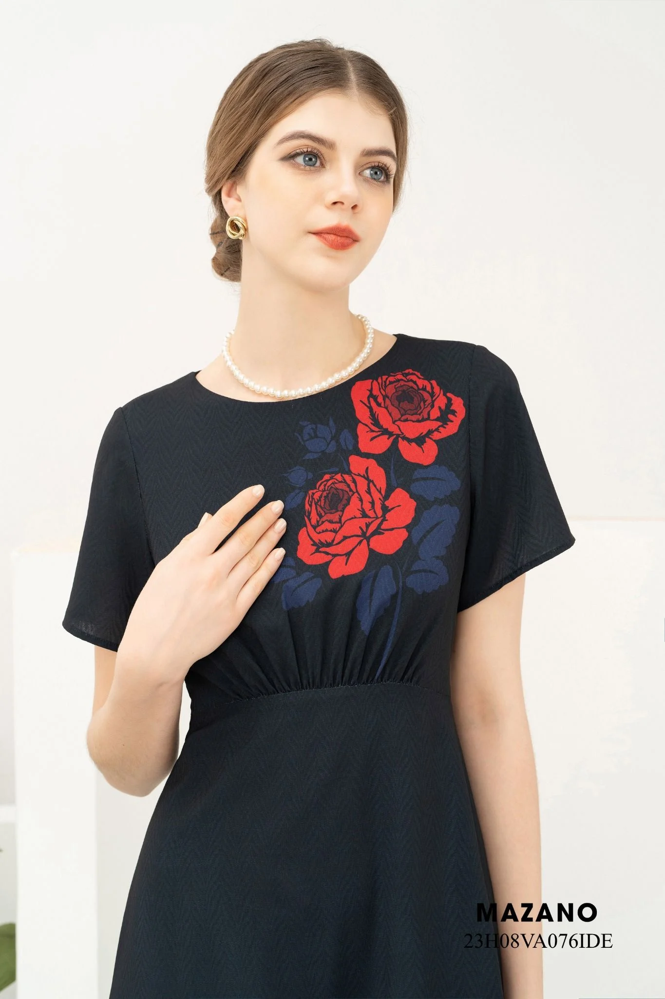 Đầm eo cao họa tiết hoa hồng_thumbnail_2