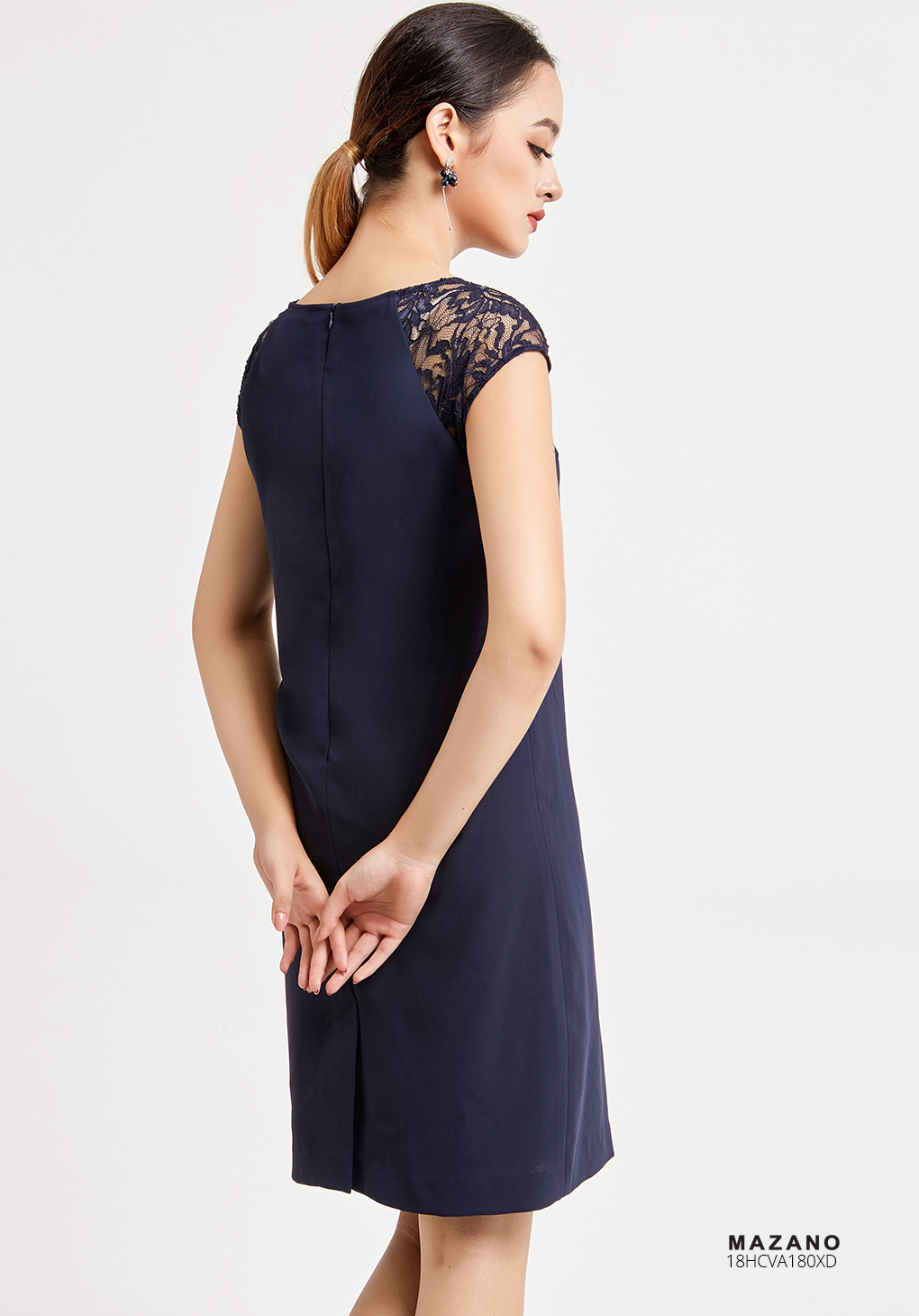 Váy xanh phối ren thêu hoa_thumbnail_2