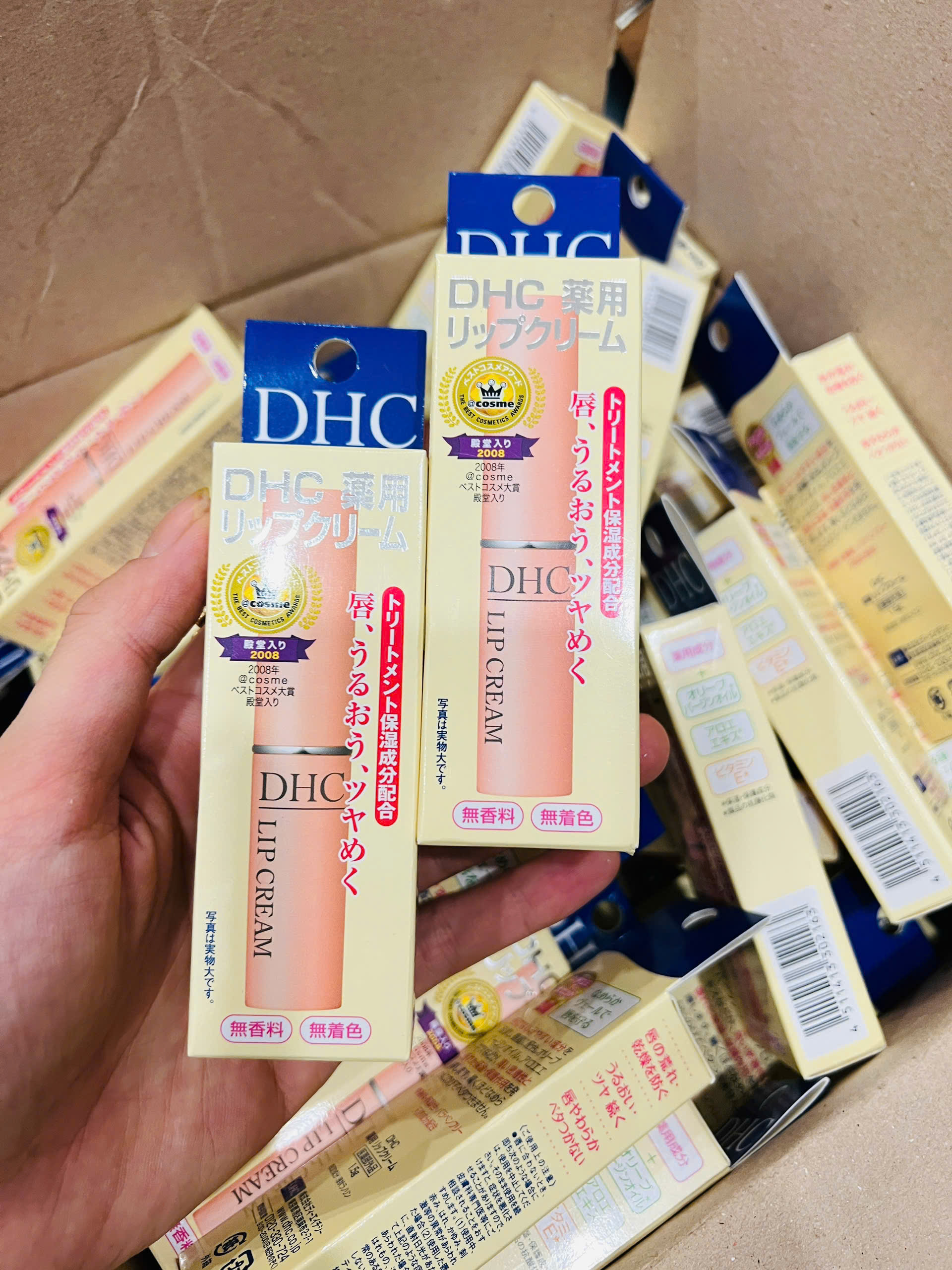 SON DƯỠNG MÔI DHC NHẬT BẢN_thumbnail_3