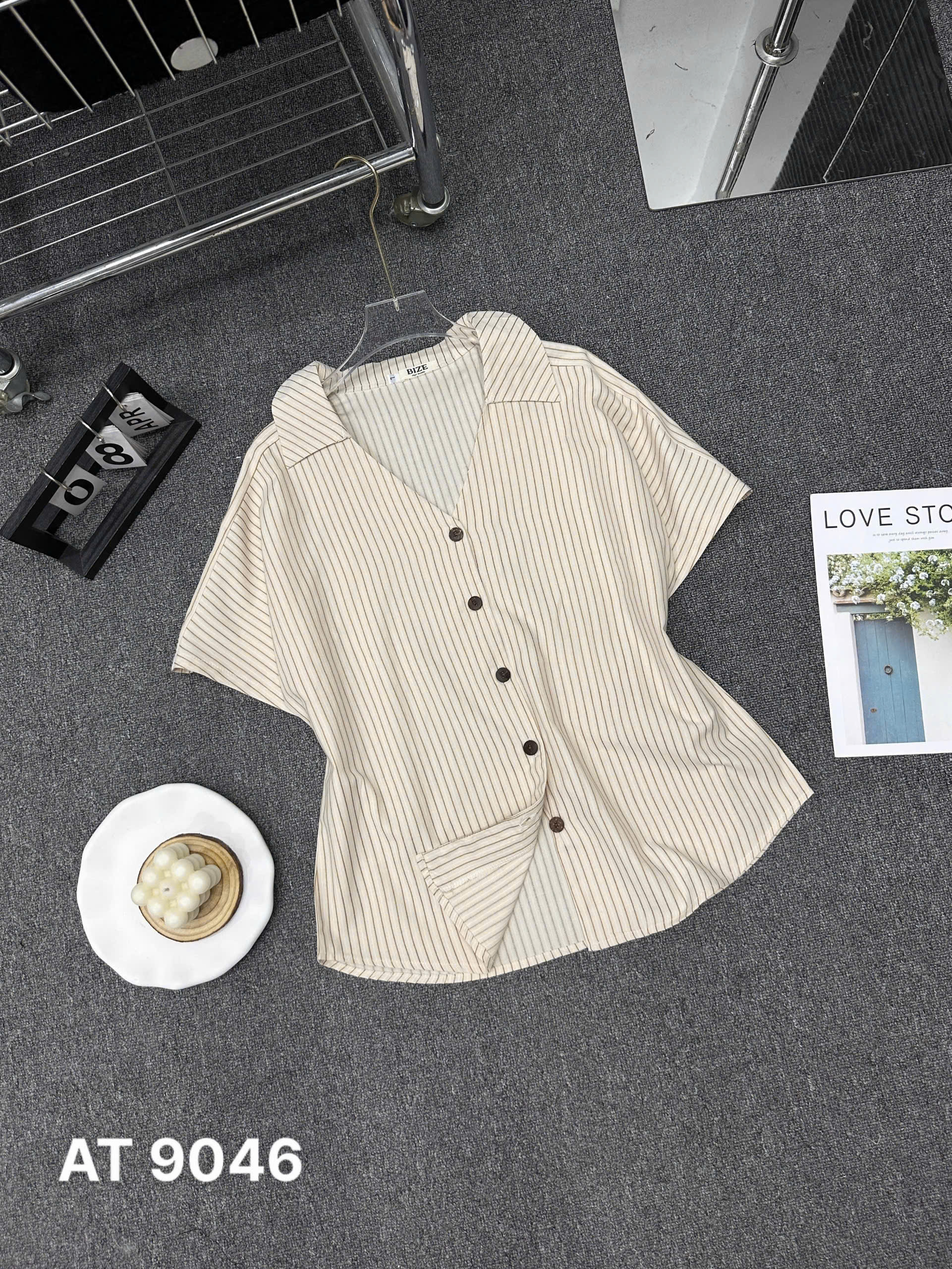 Áo sơ mi form rộng cổ chữ V bigsize AT9046 dành cho nàng béo mập từ 55-90kg