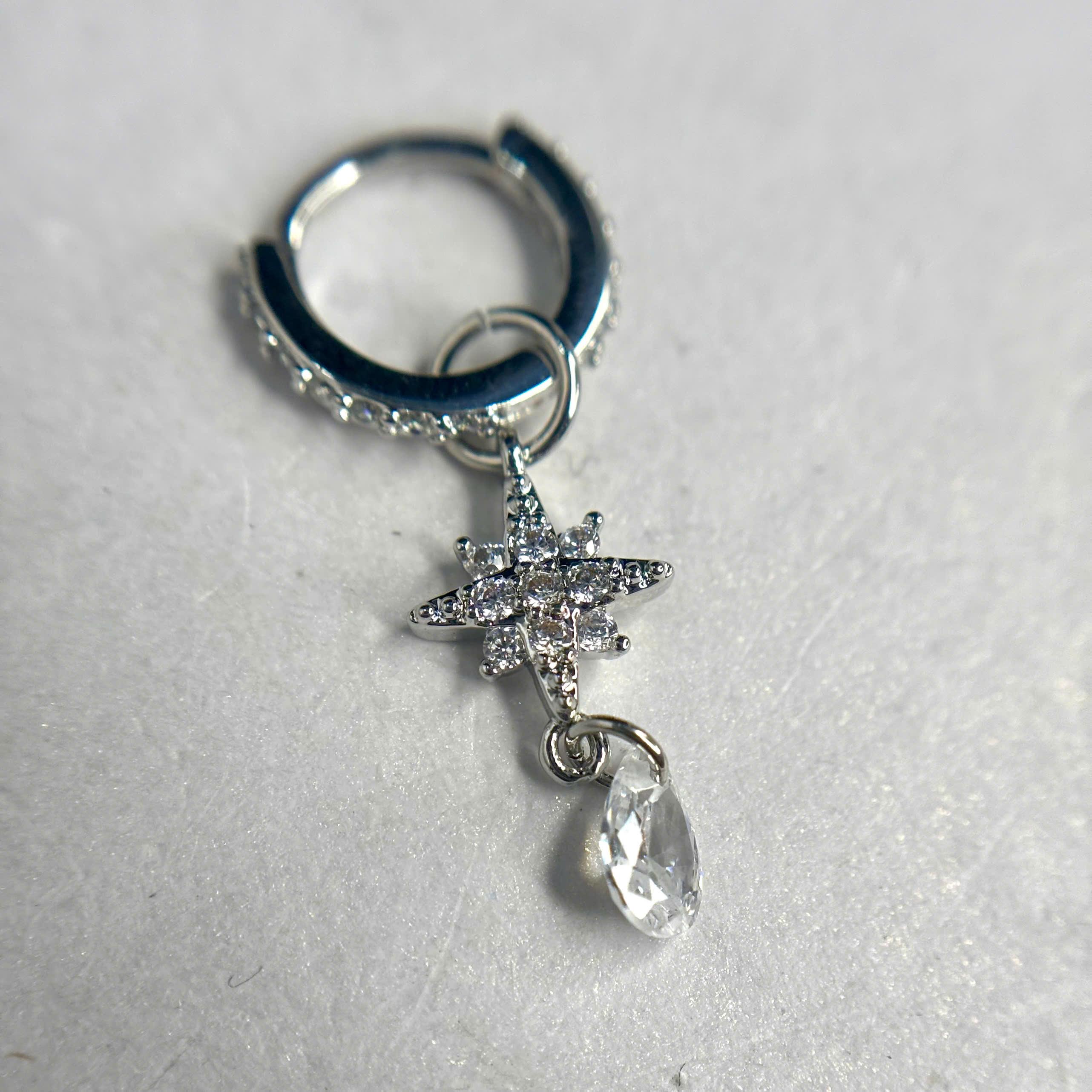 Khuyên vòng kiểu sao rơi đá size 8