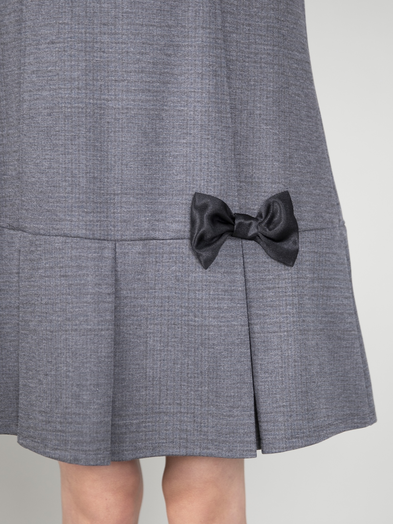 Váy nỉ xám nơ đen_thumbnail_4