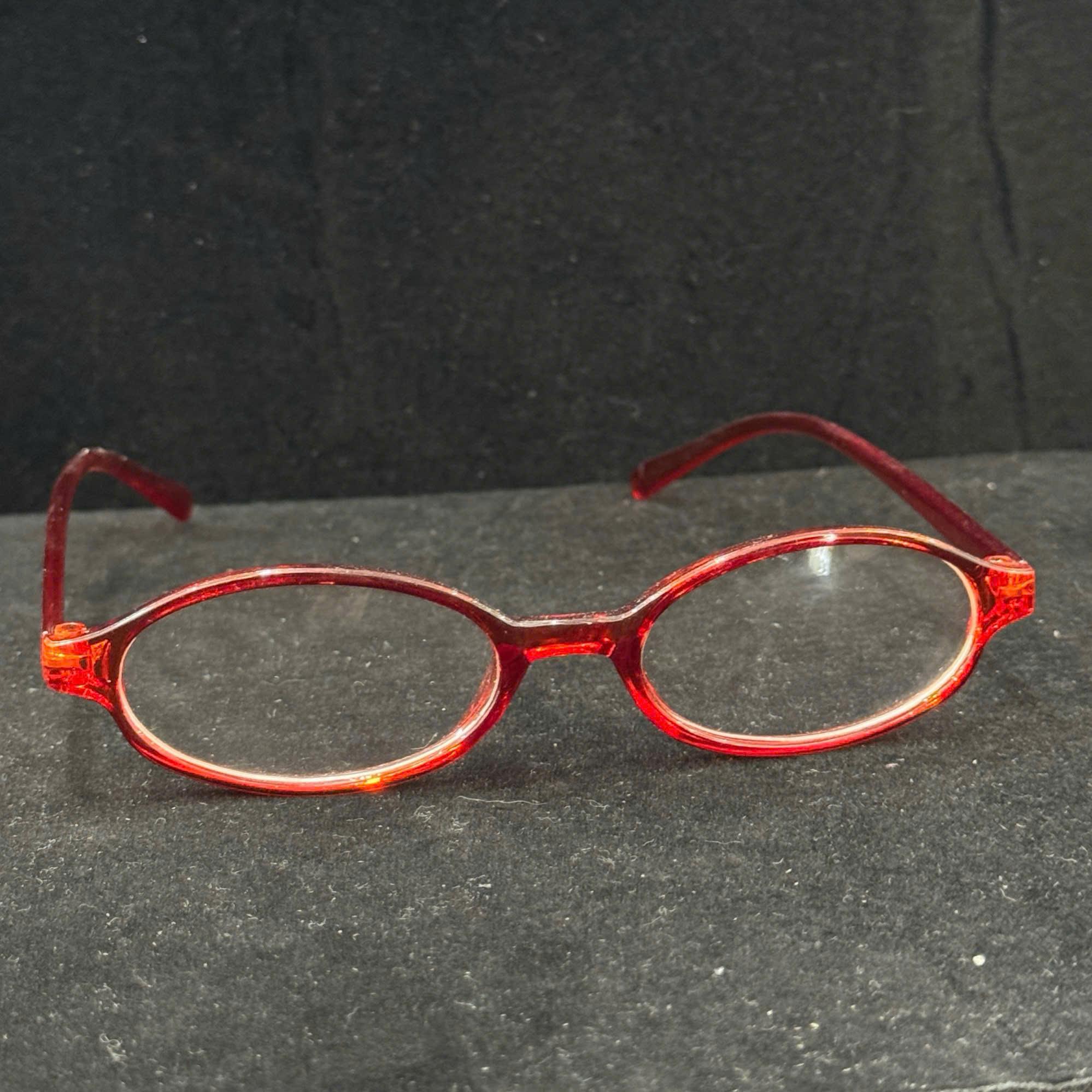 kính mắt gọng đỏ y2k nhựa.