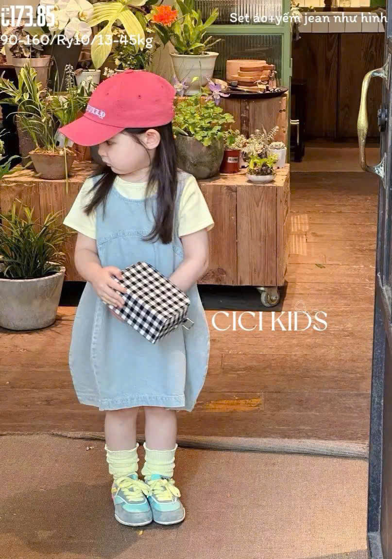 Set áo thun + yếm jean bé gái_thumbnail_6