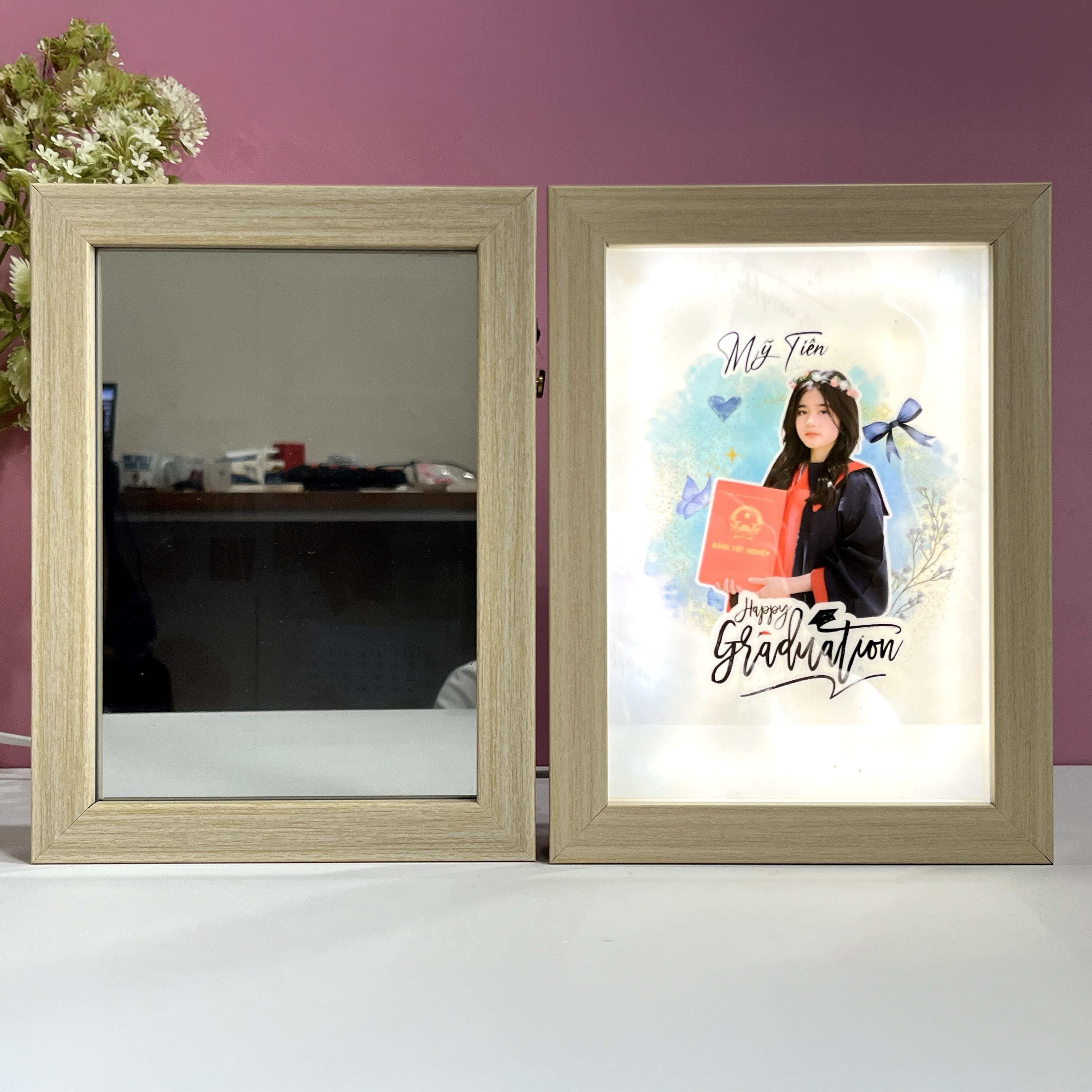Tranh Gương Đèn Led In Ảnh Cá Nhân Hóa – Quà Tặng Tốt Nghiệp Ý Nghĩa Dành Cho Bạn Bè, Người Thân Kỷ Niệm Ngày Ra Trường_thumbnail_2