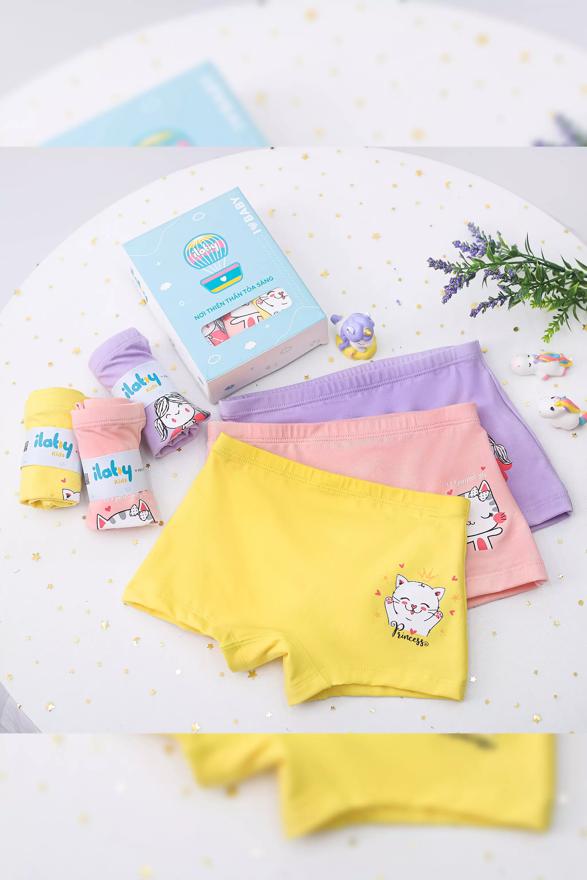 1 quần chip bé gái in hình_thumbnail_2