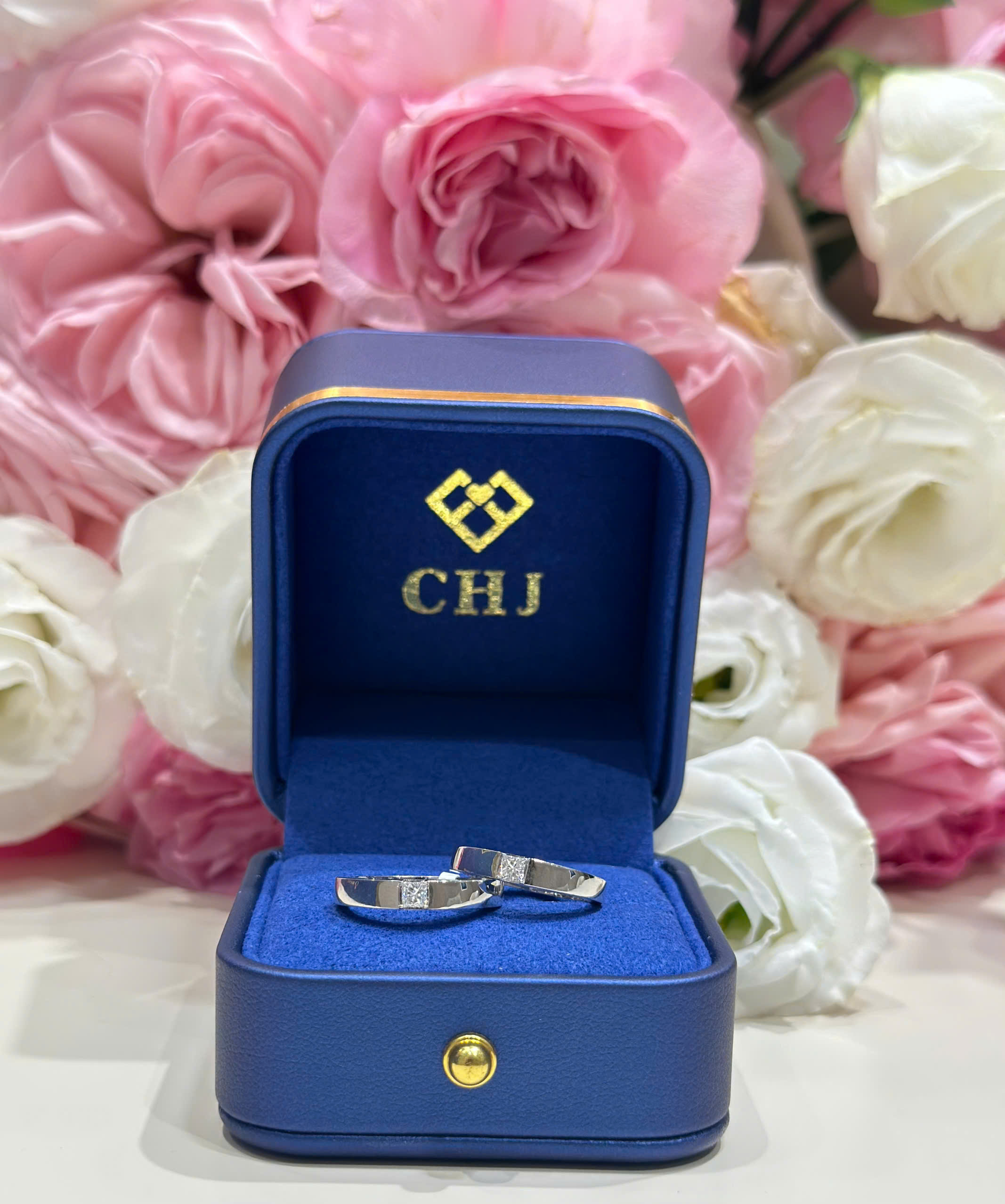 Cặp Nhẫn Cưới Vàng Trắng 14k