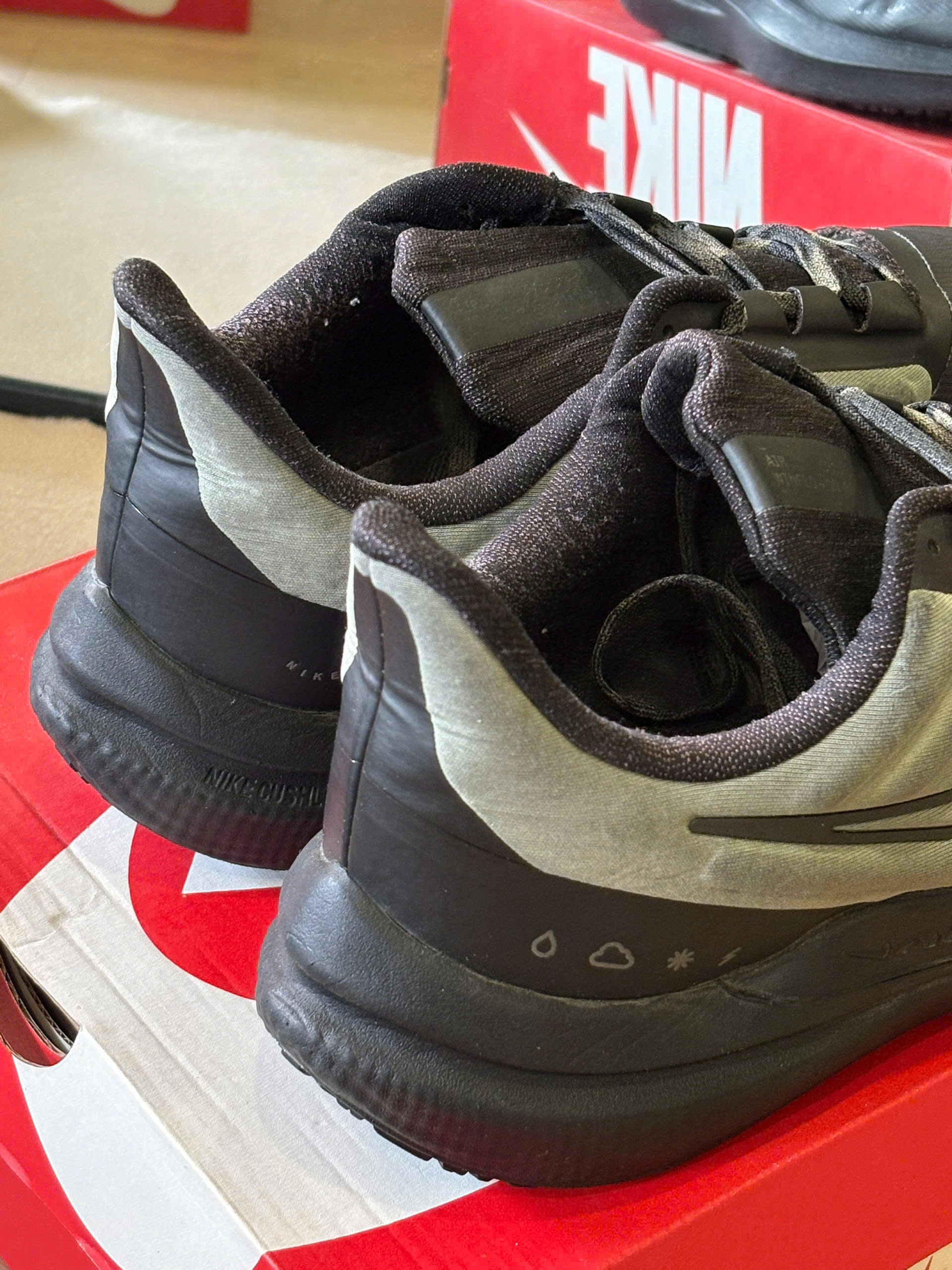 Nike Air Winflo 9 Shield Black DM1106-001_thumbnail_4