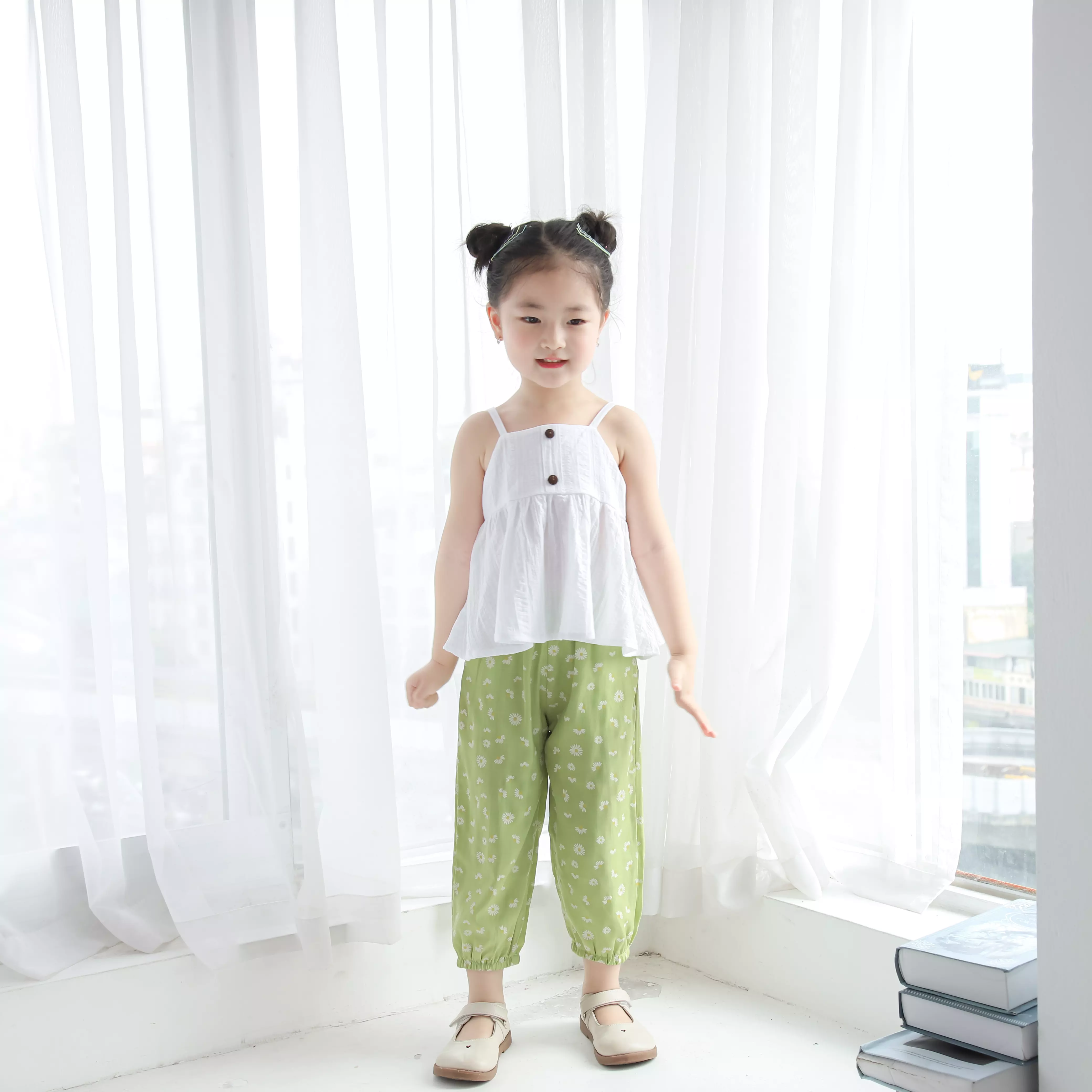 Sét áo hai dây và quần bomber_thumbnail_2