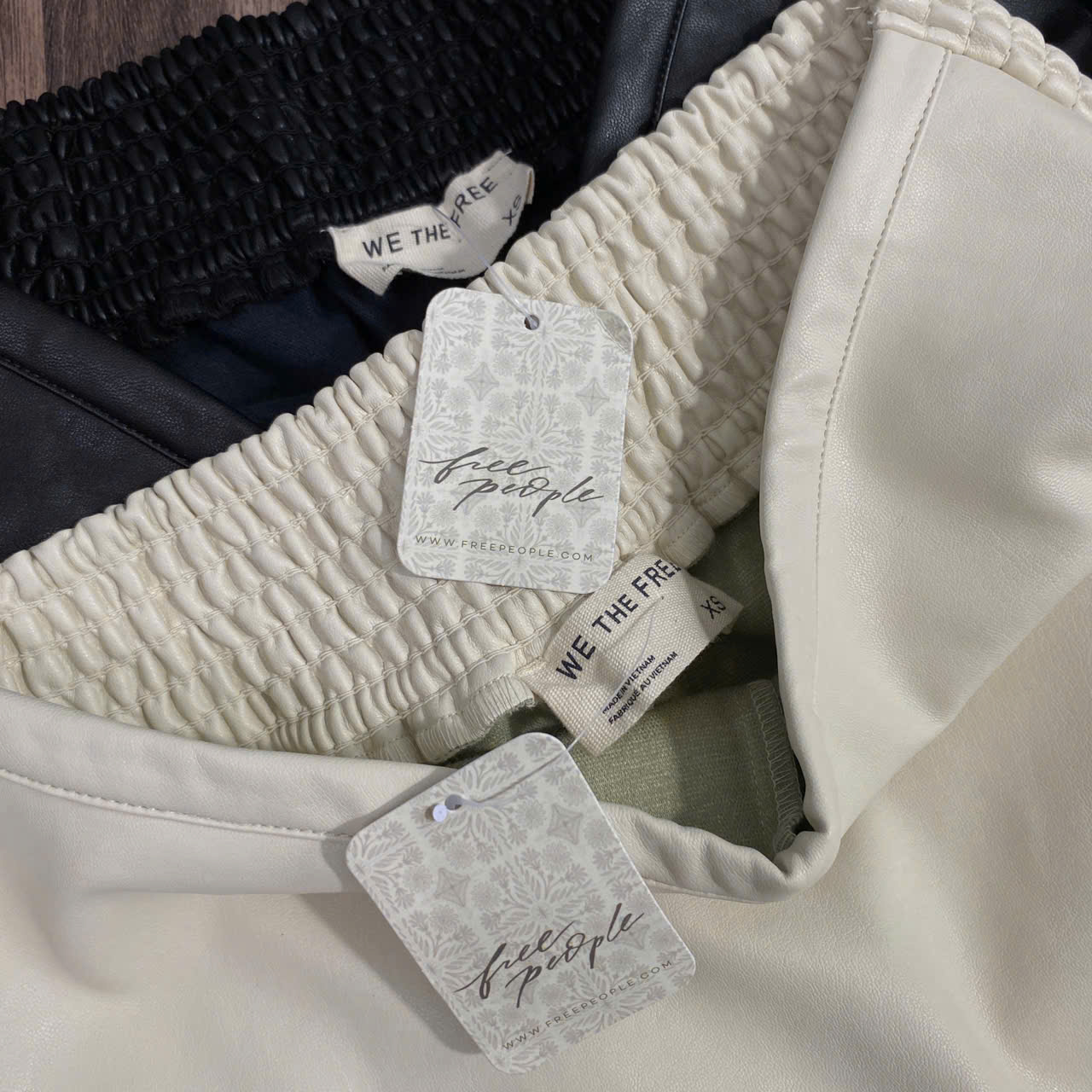 Chân váy da ngắn ( ĐEN )_thumbnail_9