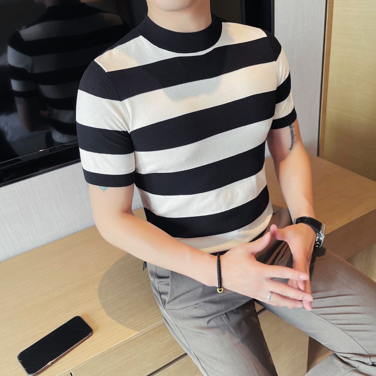 PA55 – Áo thun nam dệt kim băng lụa sọc Slim Fit cổ tròn