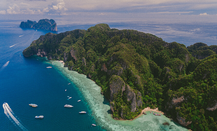My Favorite Hiking Trails Around Reykjavik