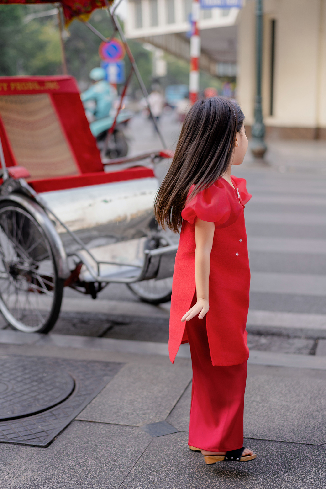 Áo dài Nhã Kỳ bé_thumbnail_1