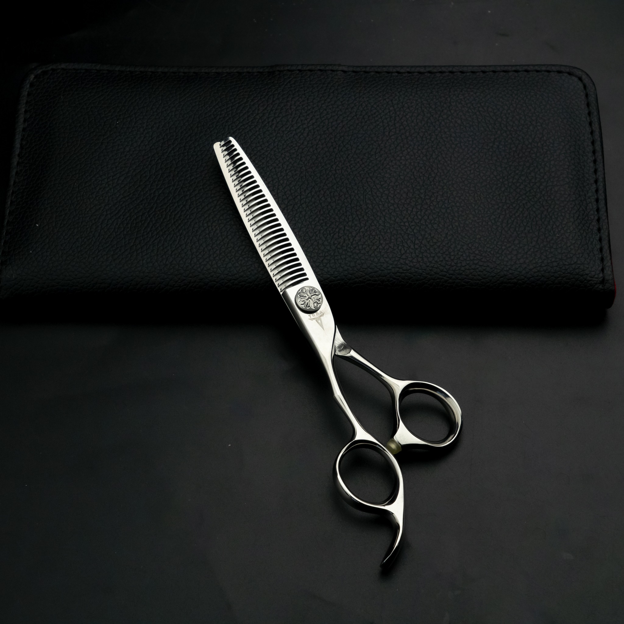 KÉO TỈA TAY TRÁI TORA TM-2303L